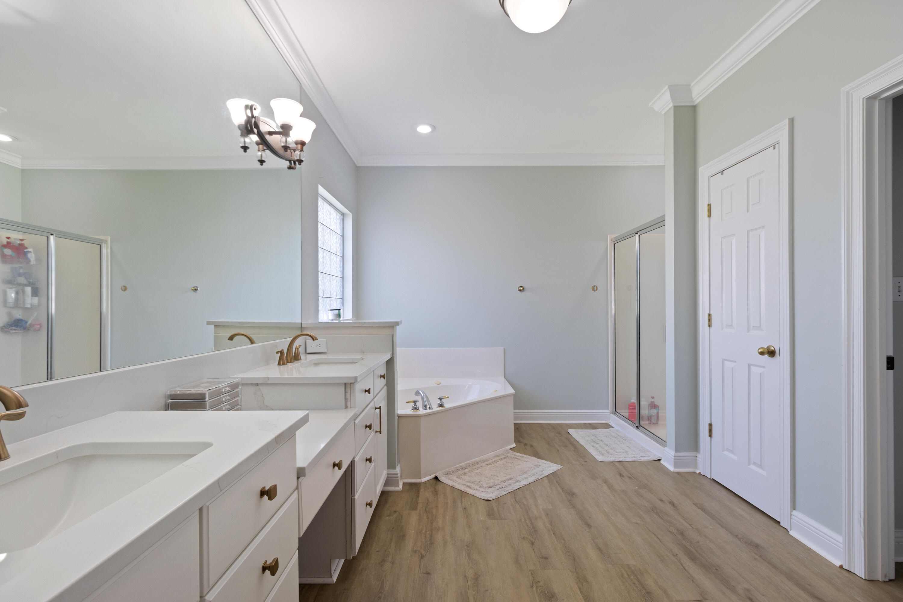 HOLIDAY SHORES ESTATES - Residential