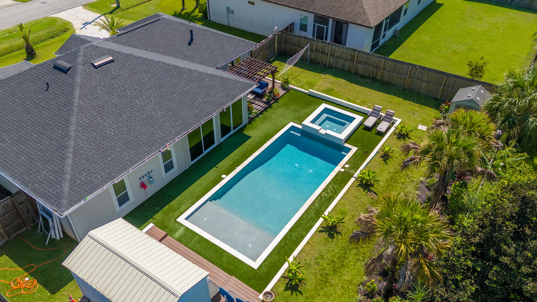 HOLIDAY SHORES ESTATES - Residential