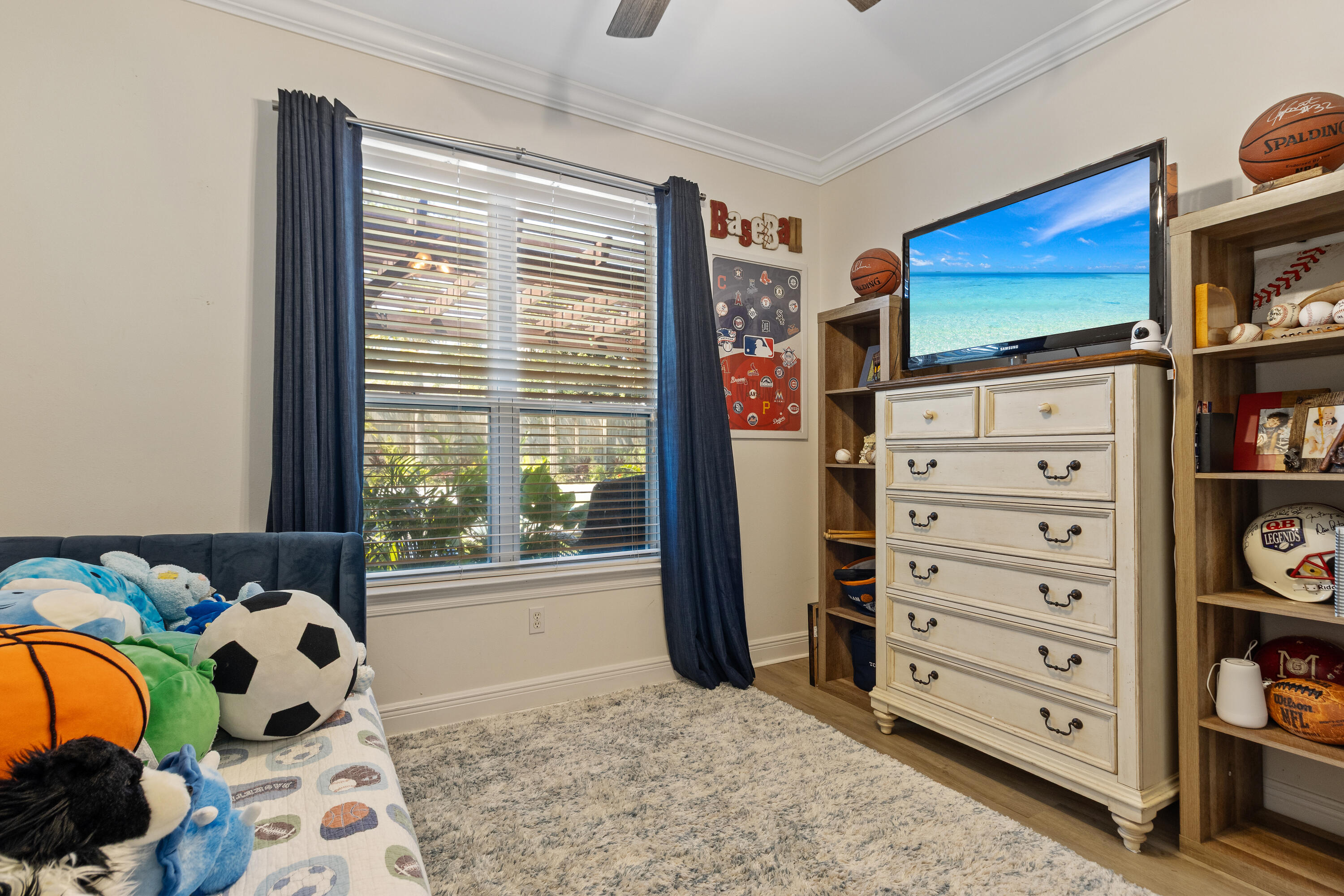 HOLIDAY SHORES ESTATES - Residential