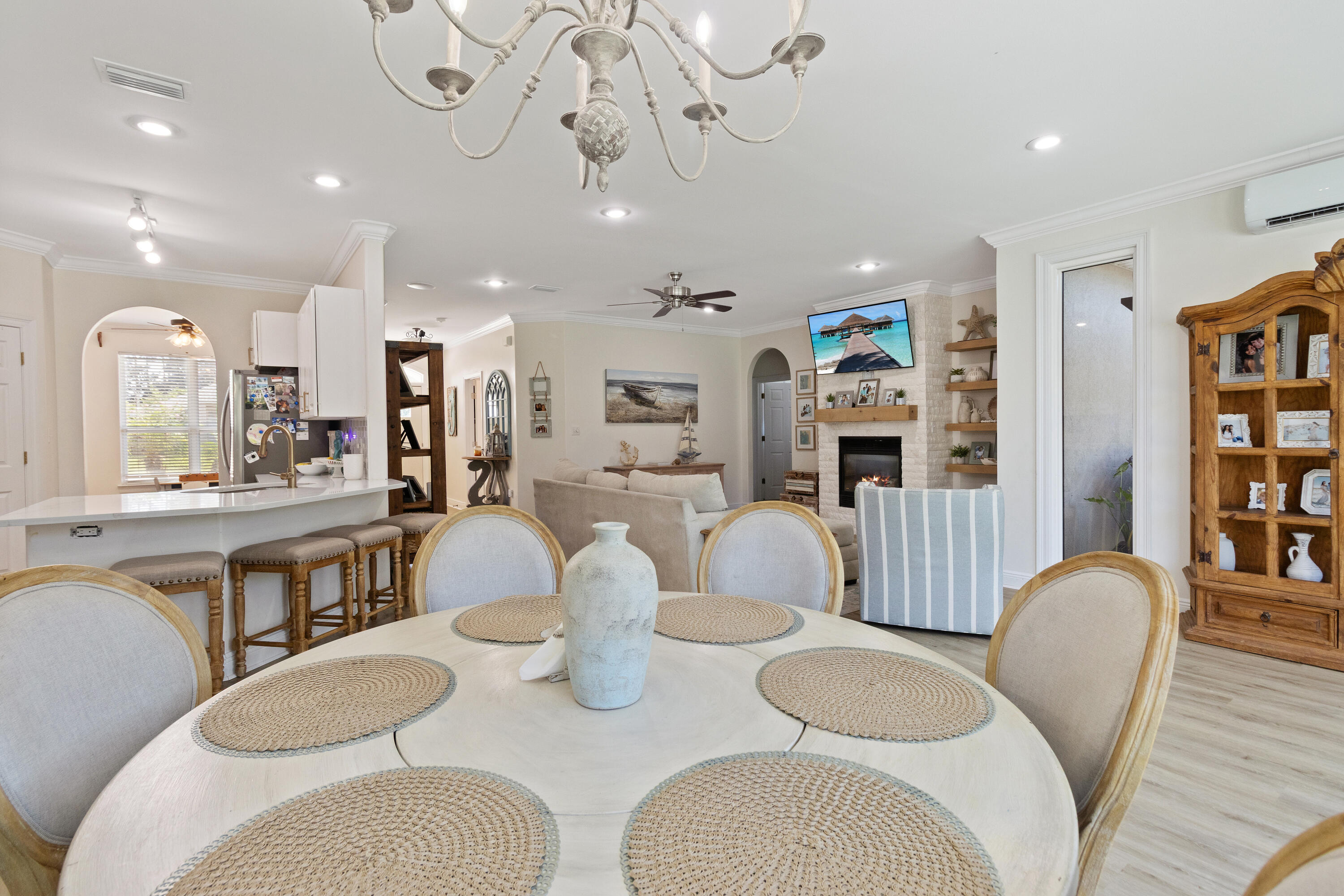 HOLIDAY SHORES ESTATES - Residential