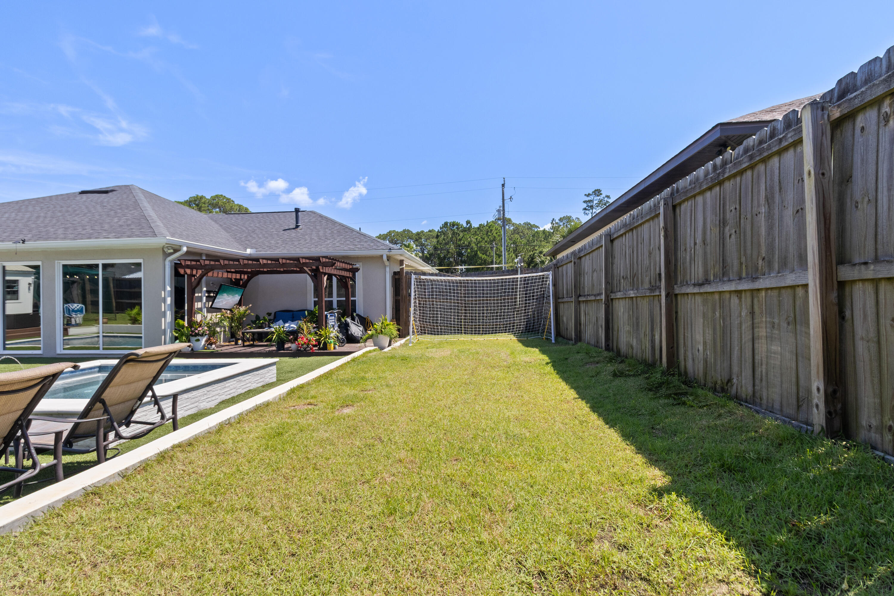 HOLIDAY SHORES ESTATES - Residential