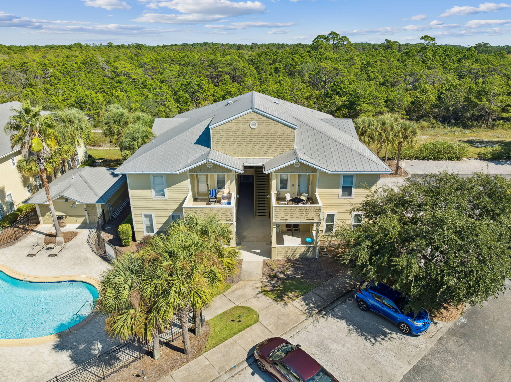TOPSAIL VILLAGE - Residential