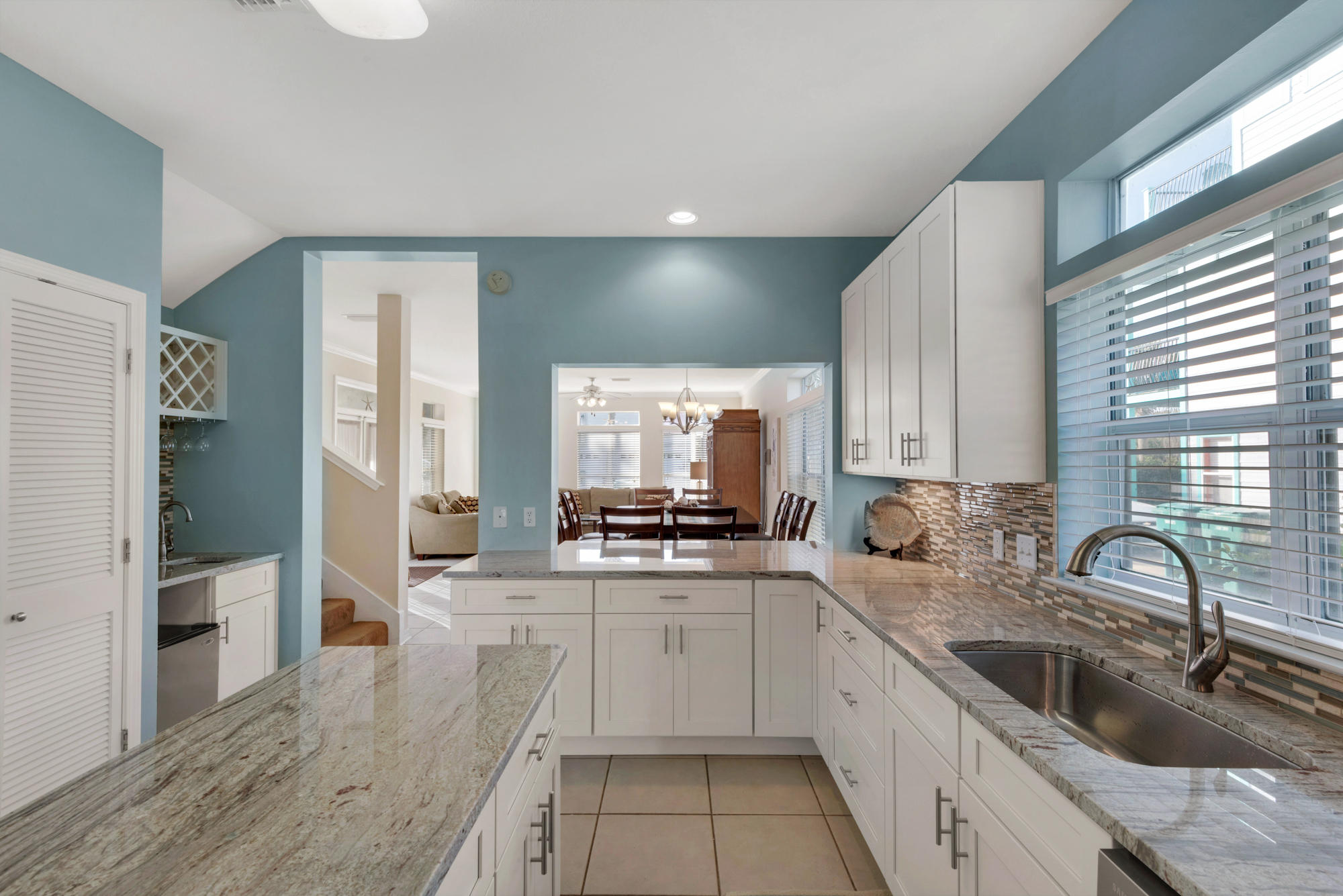 CRYSTAL BEACH - Residential