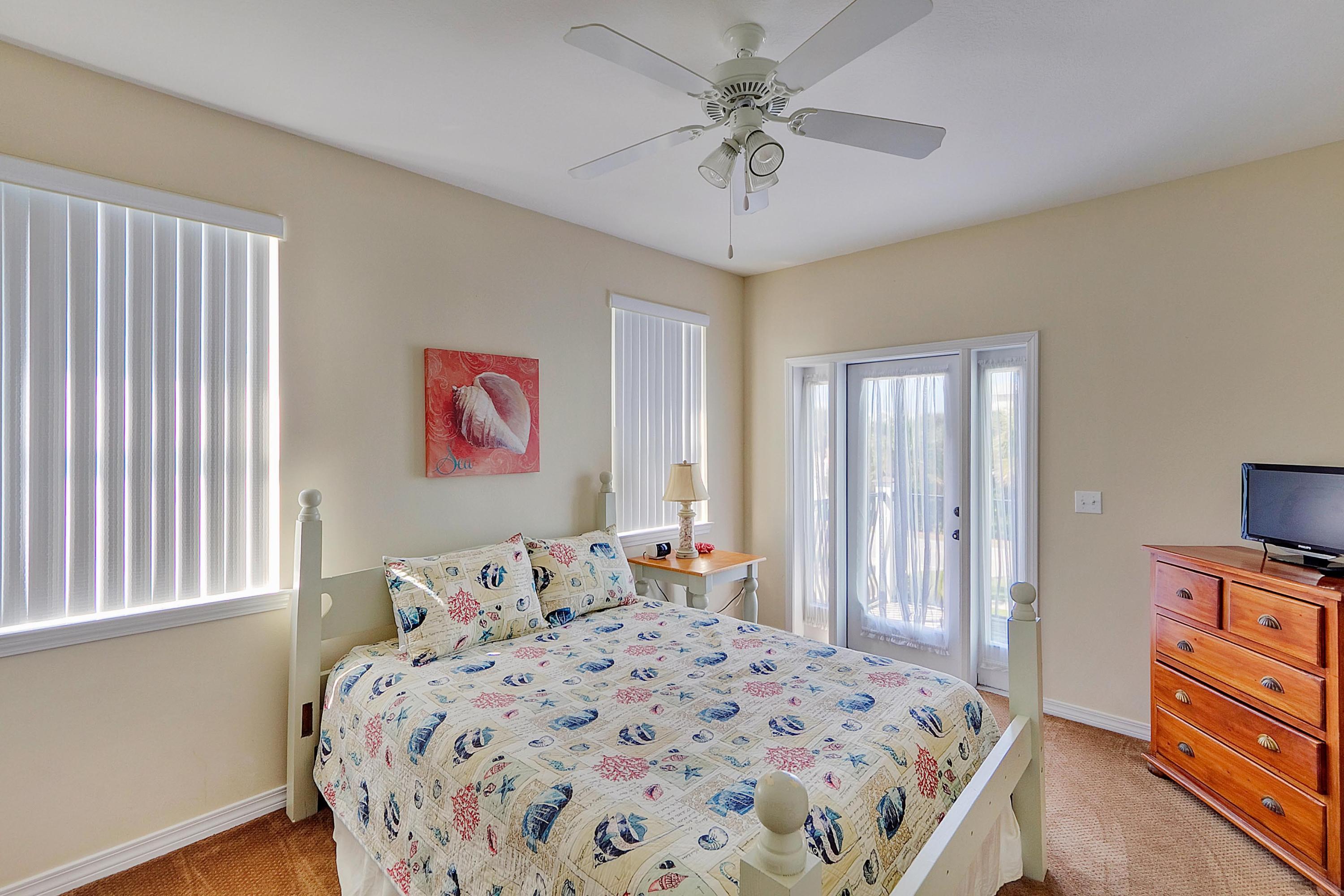 CRYSTAL BEACH - Residential