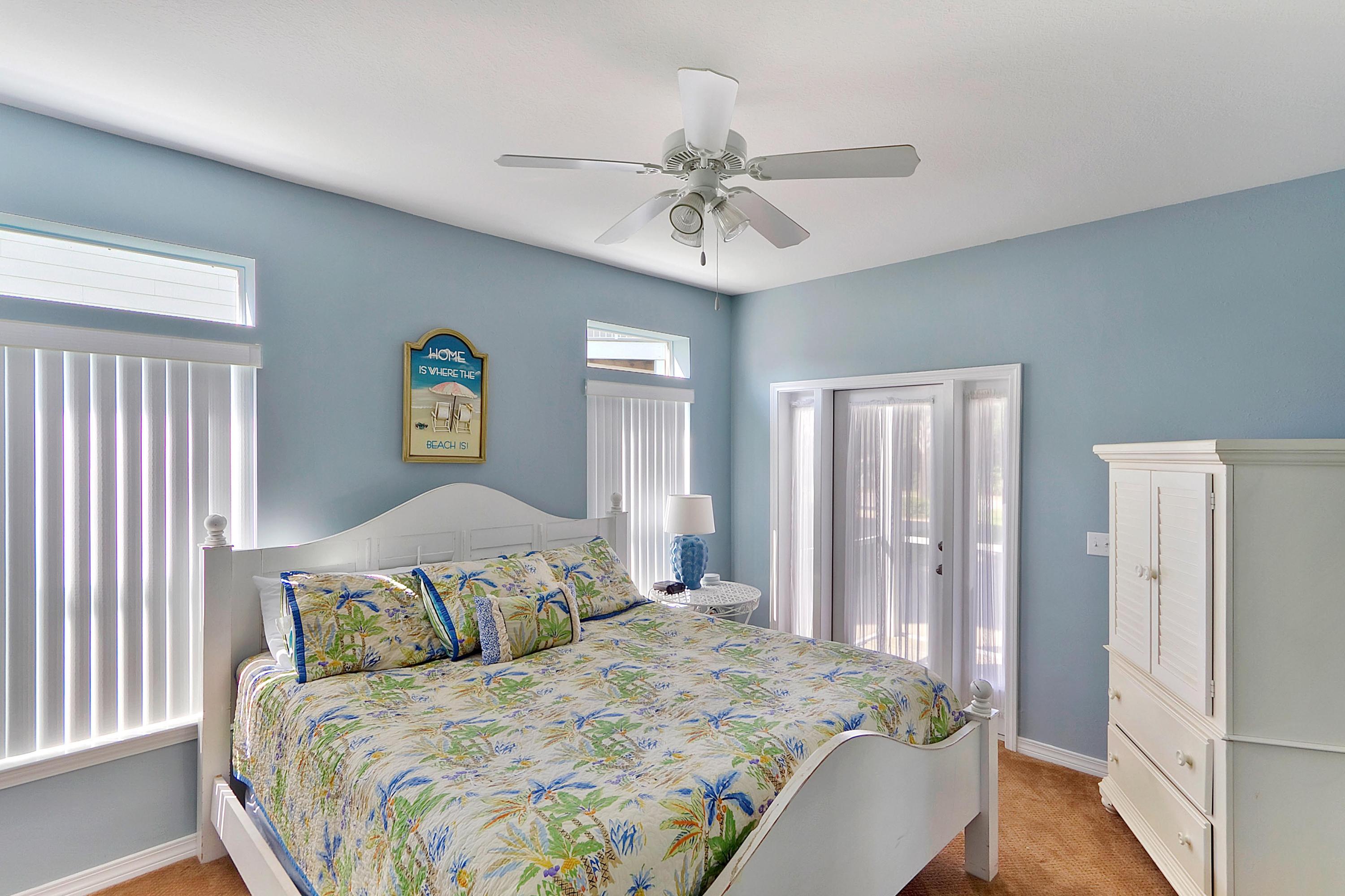 CRYSTAL BEACH - Residential