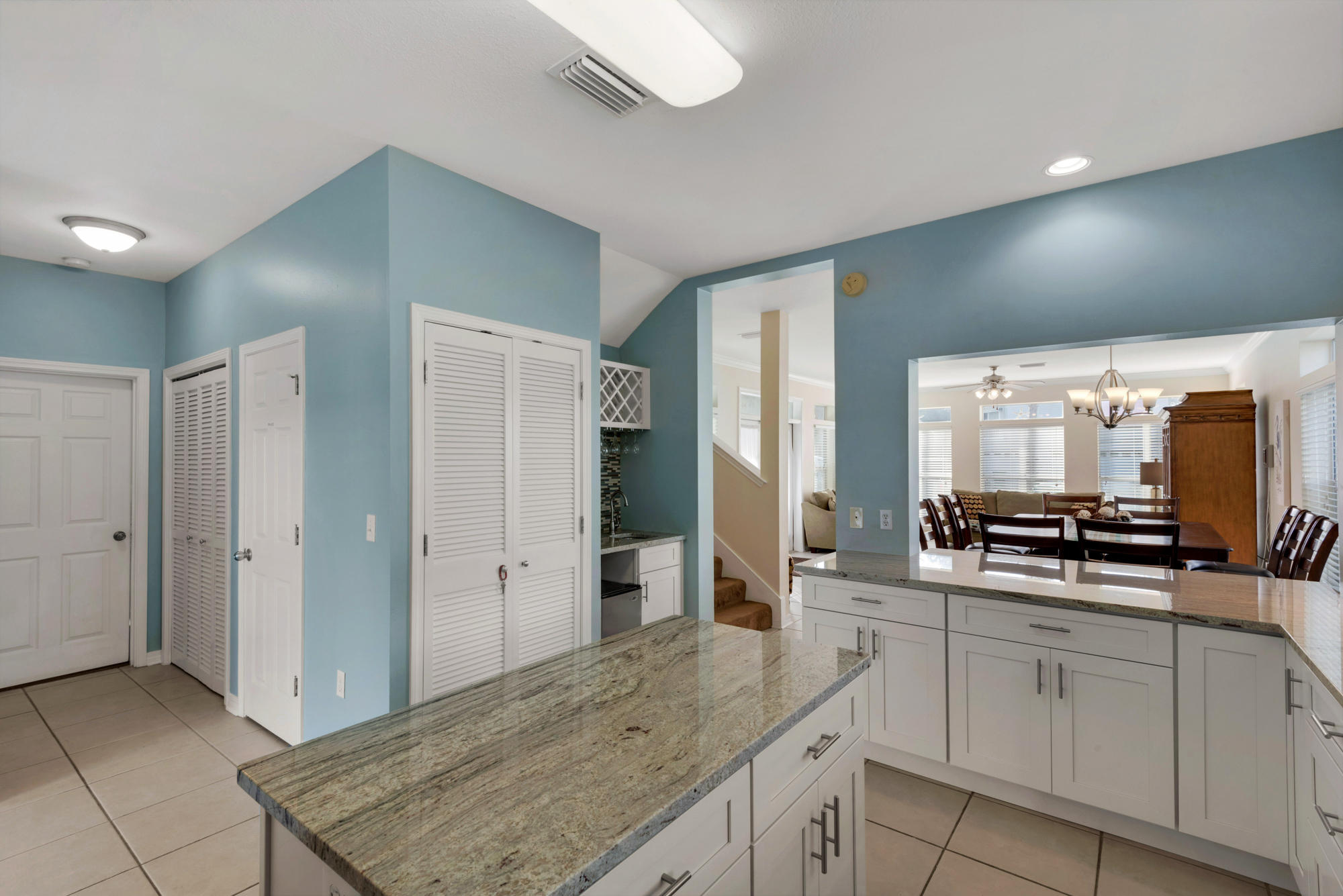 CRYSTAL BEACH - Residential