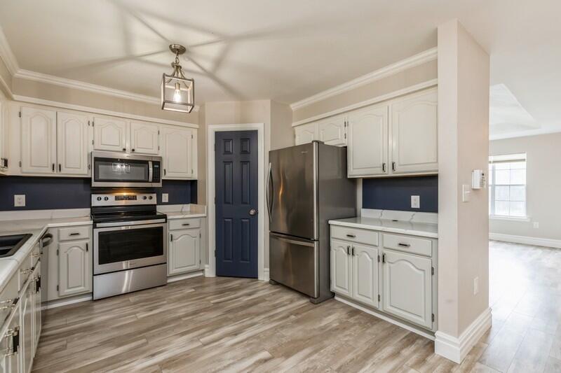 KINGS CROSSING PH 2 - Residential