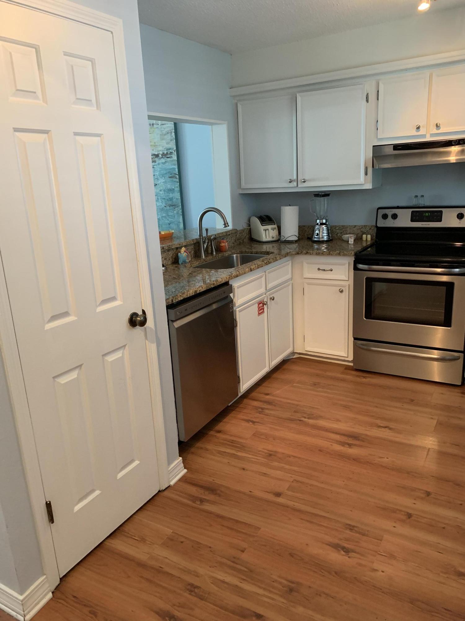 GRAYTON BEACH VILLAS CONDO - Residential