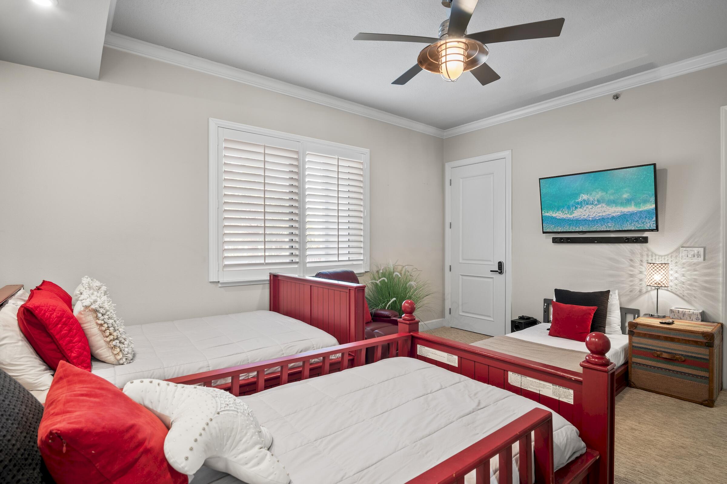 HARBOR LANDING - Residential