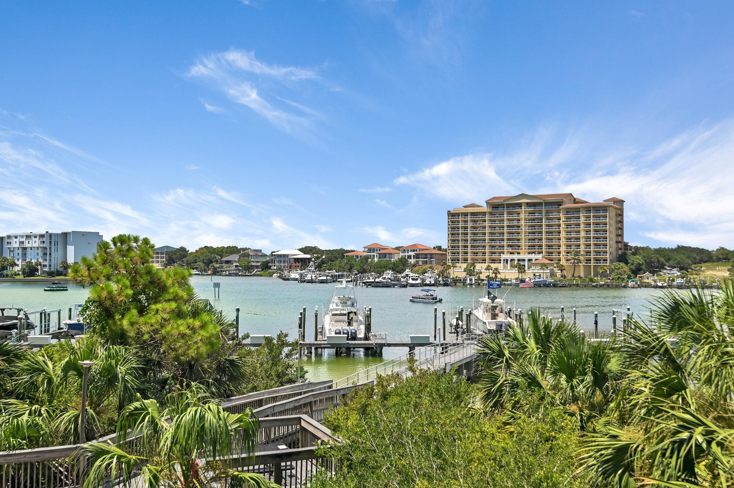 HARBOR LANDING - Residential