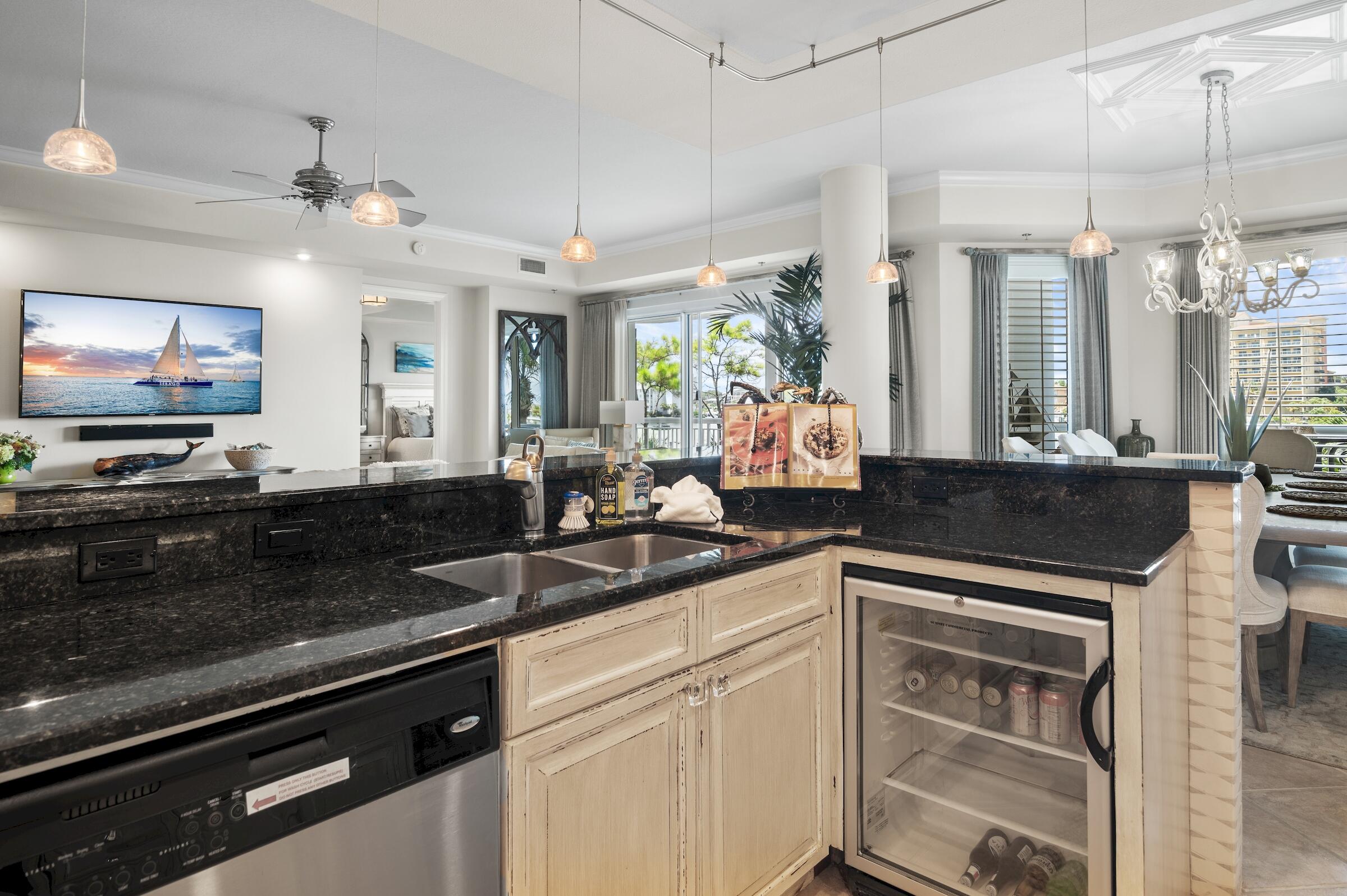 HARBOR LANDING - Residential