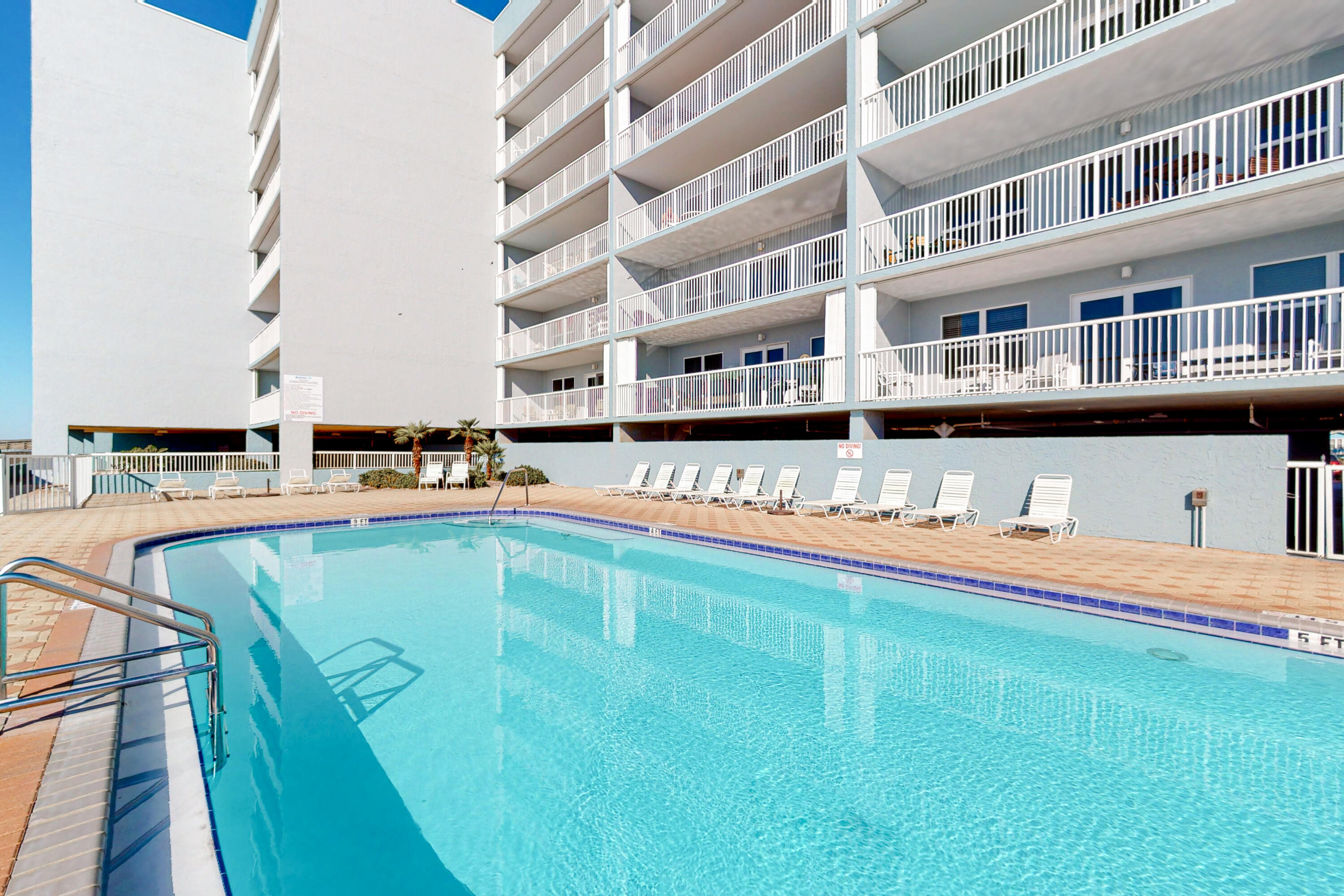 ISLANDER BEACH RESORT CONDO - Residential