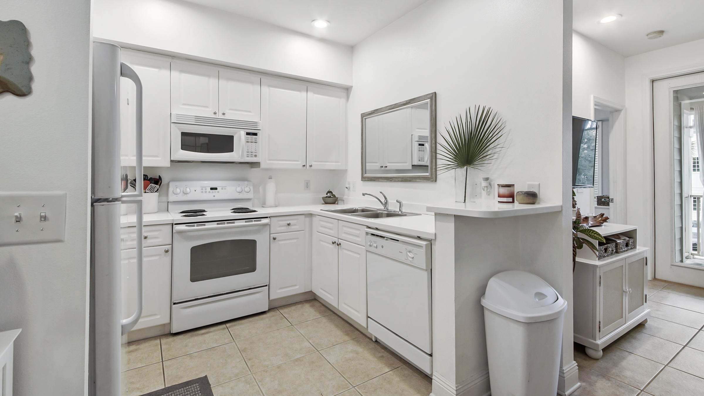 VILLAGE AT BLUE MOUNTAIN BEACH - Residential