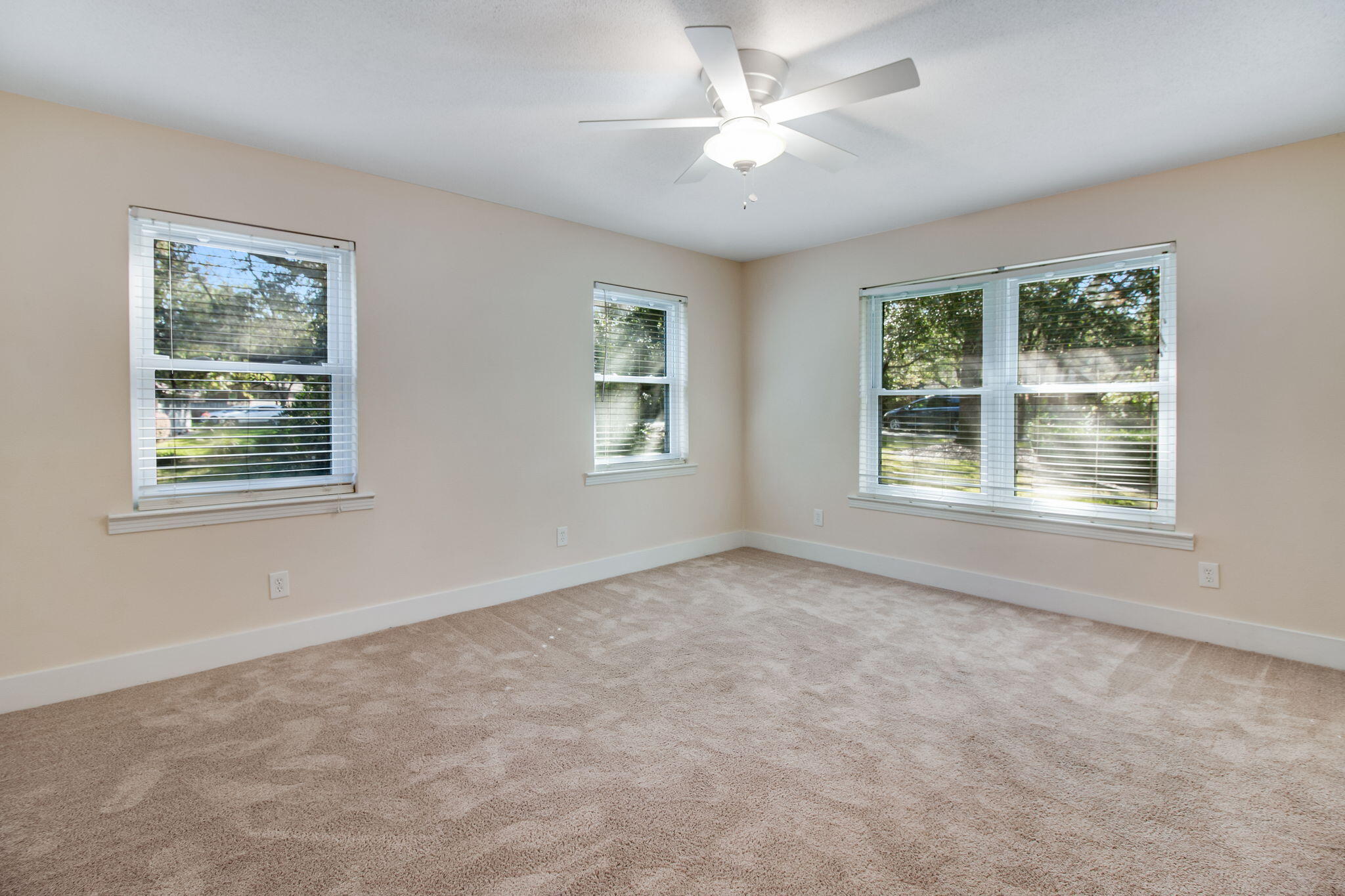 MORENO ACRES S/D - Residential Lease