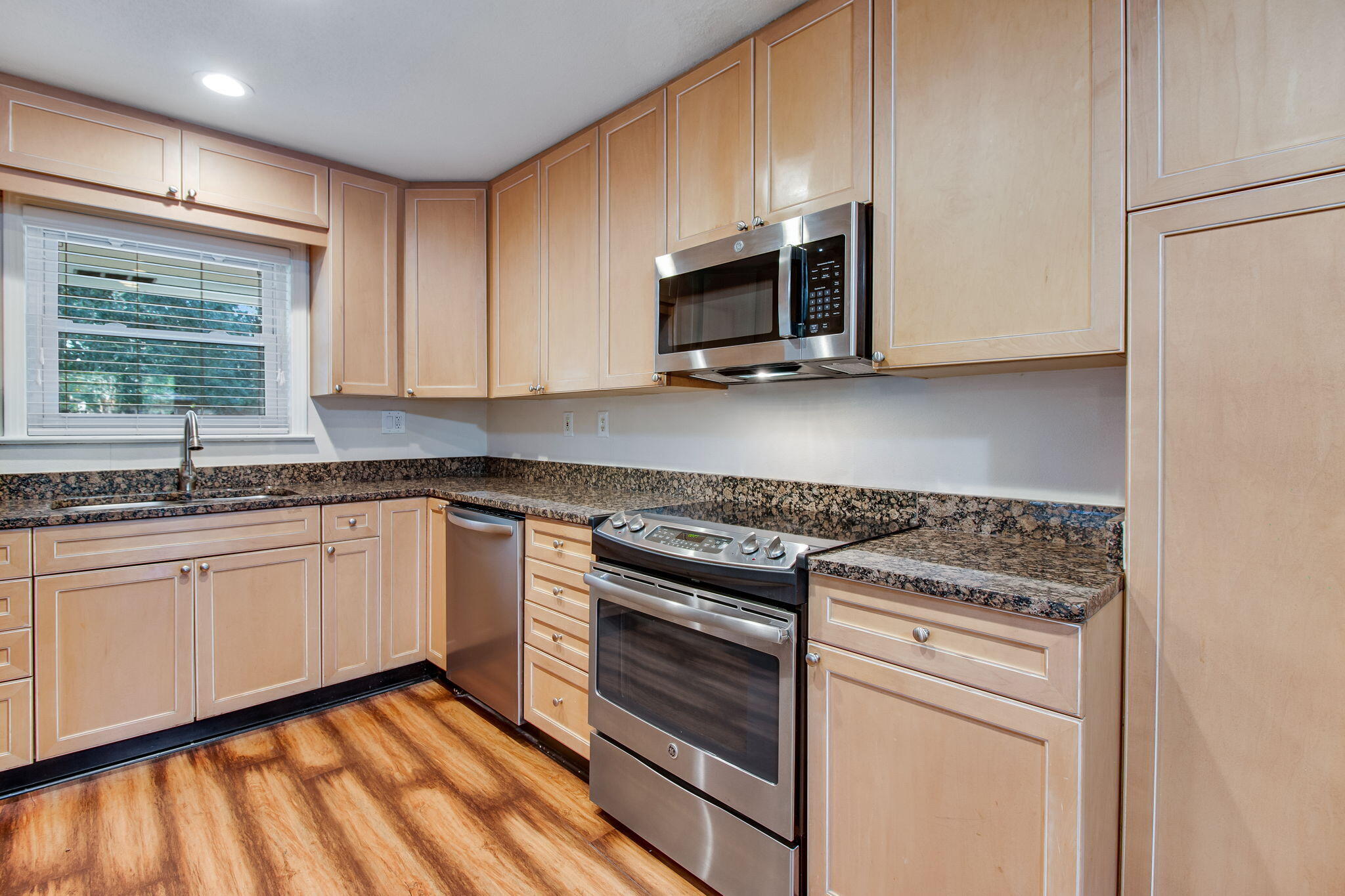 MORENO ACRES S/D - Residential Lease