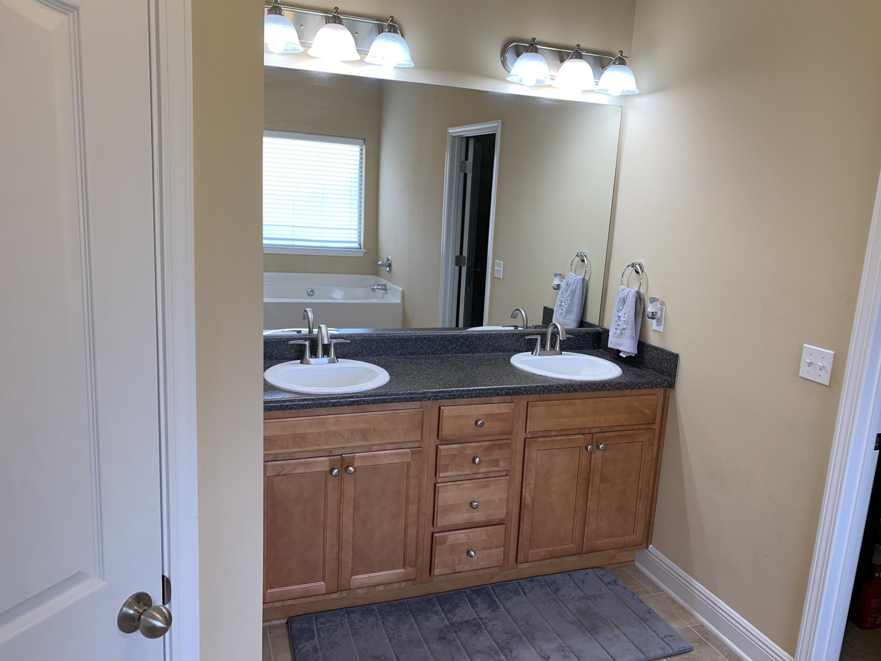 ROLLING RIDGE S/D - Residential