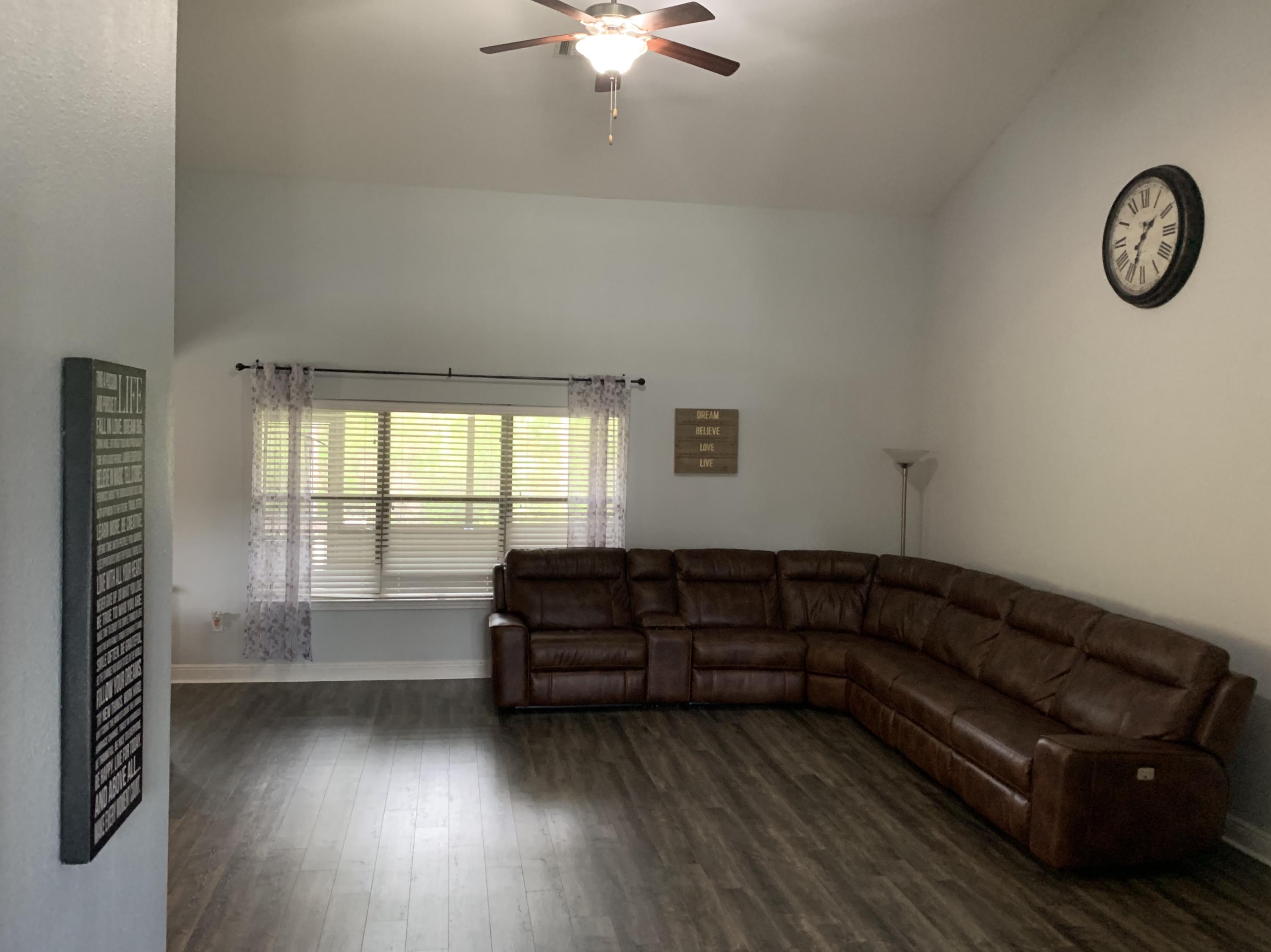 ROLLING RIDGE S/D - Residential