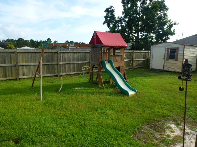 HAMPTON RIDGE ESTATES 1ST ADD - Residential