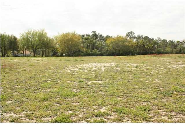 REGATTA BAY PH 1 - Land