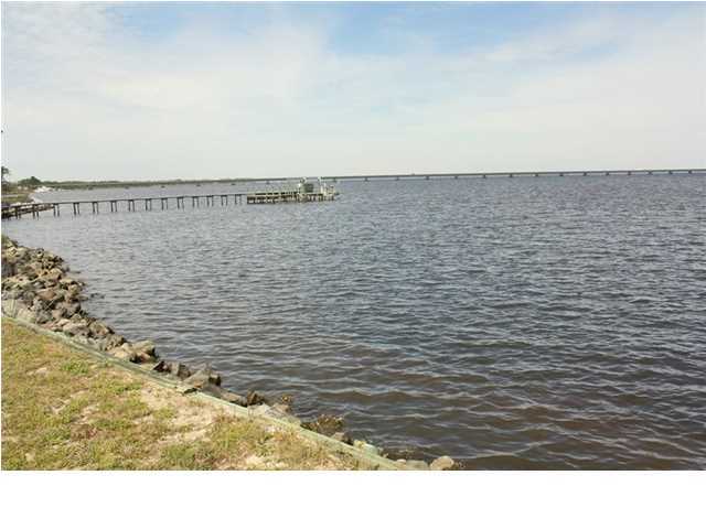 REGATTA BAY PH 1 - Land