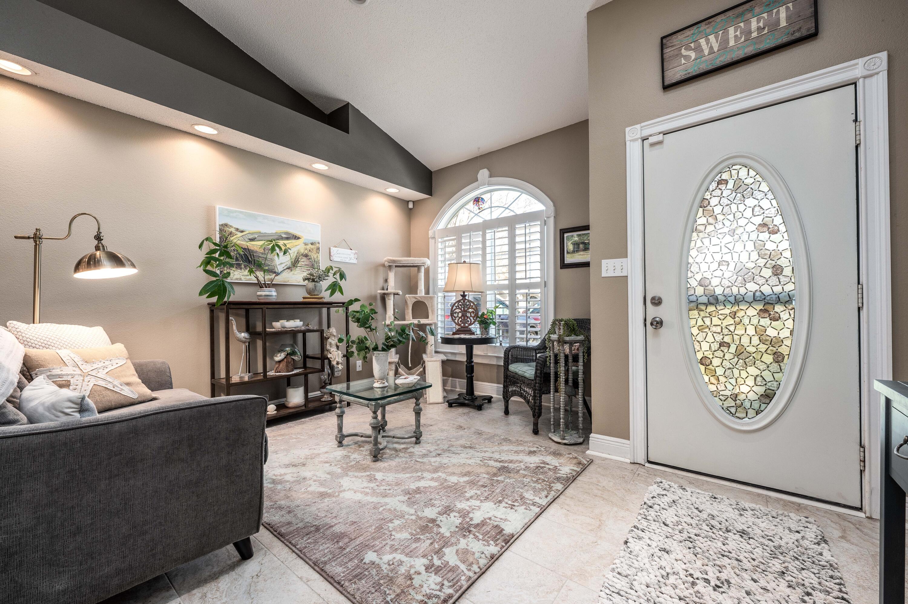 TIGER LAKE - Residential