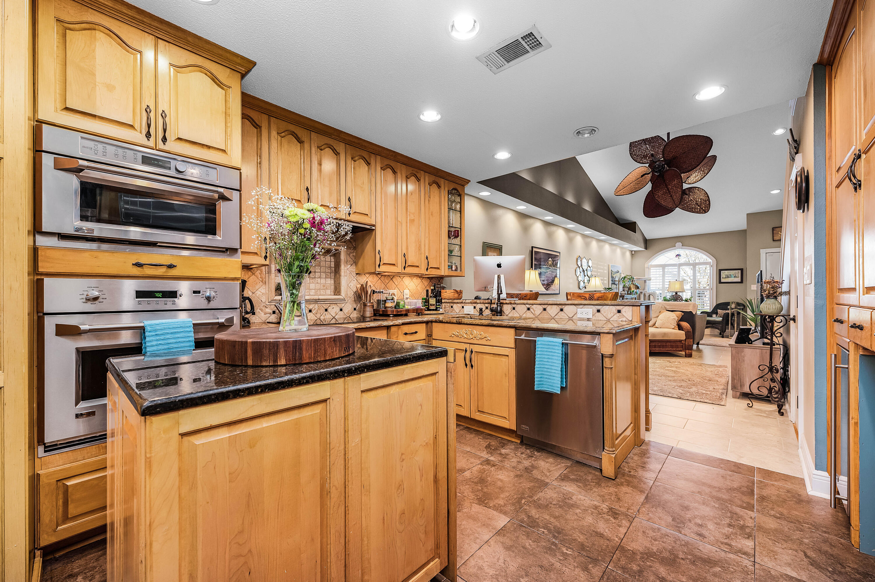 TIGER LAKE - Residential