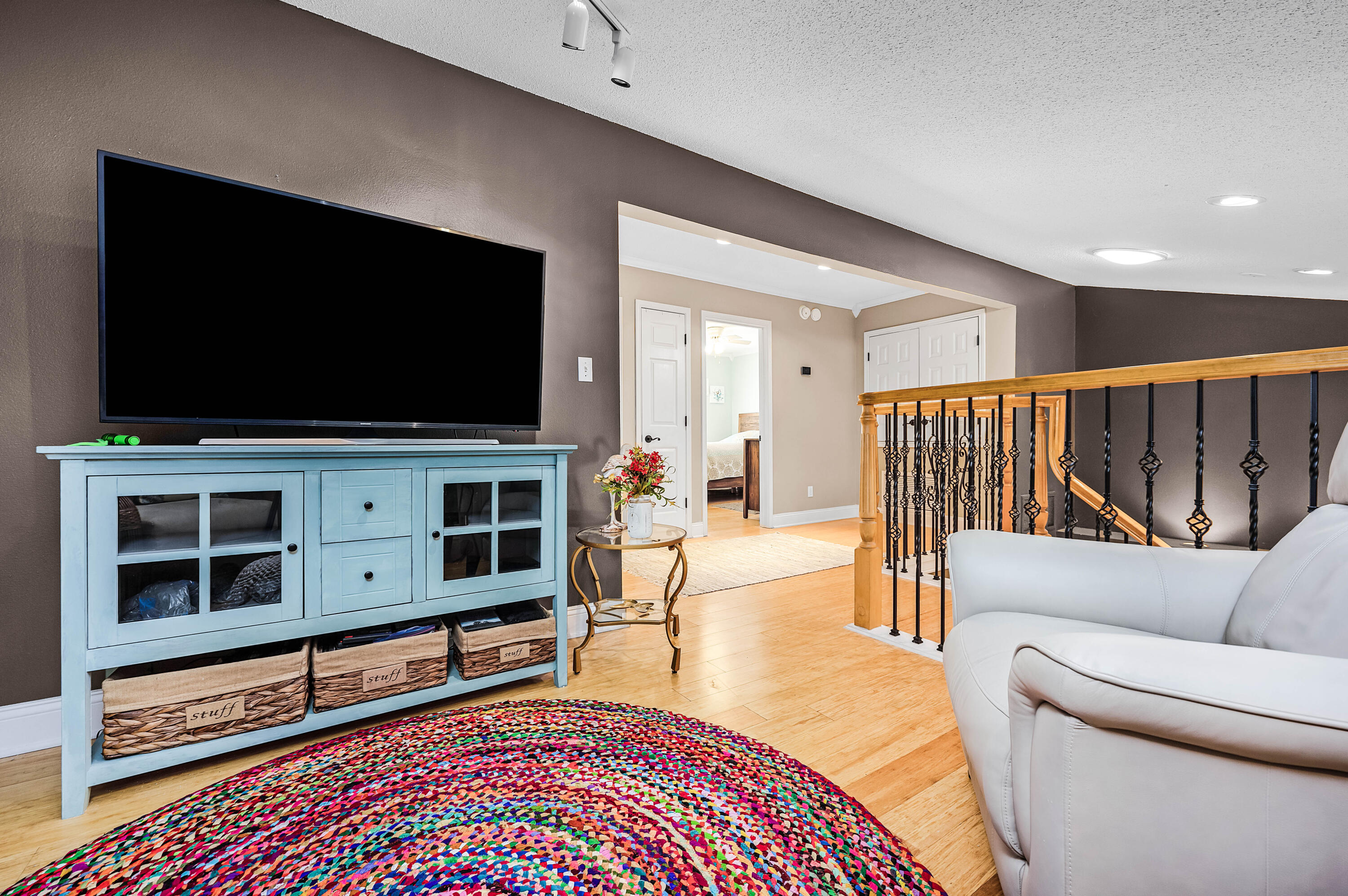 TIGER LAKE - Residential