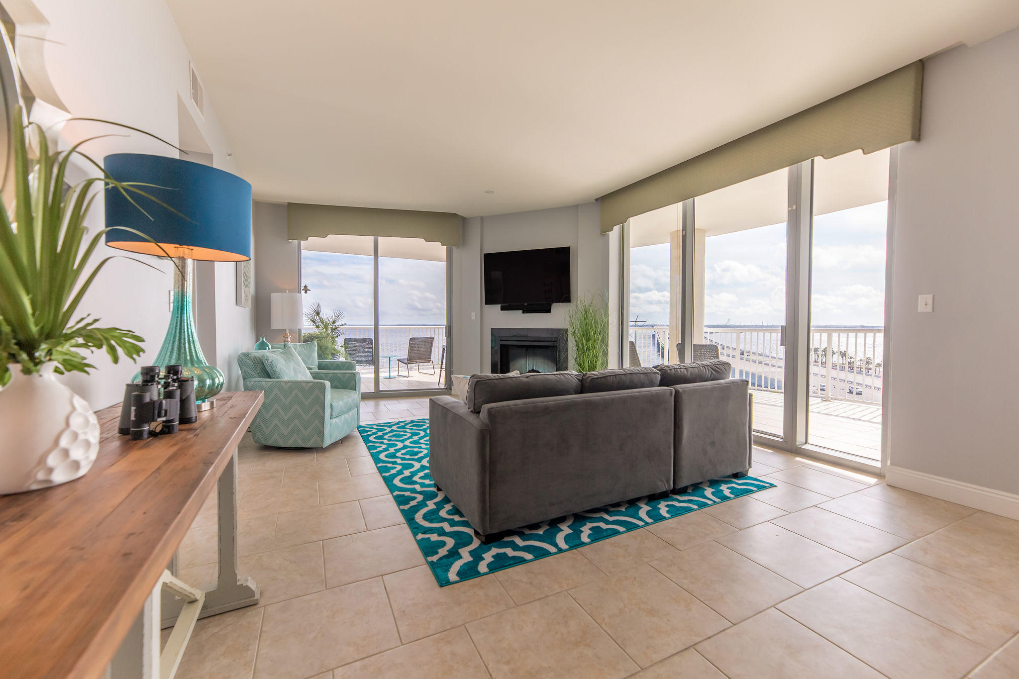 MARINA LANDING - Residential