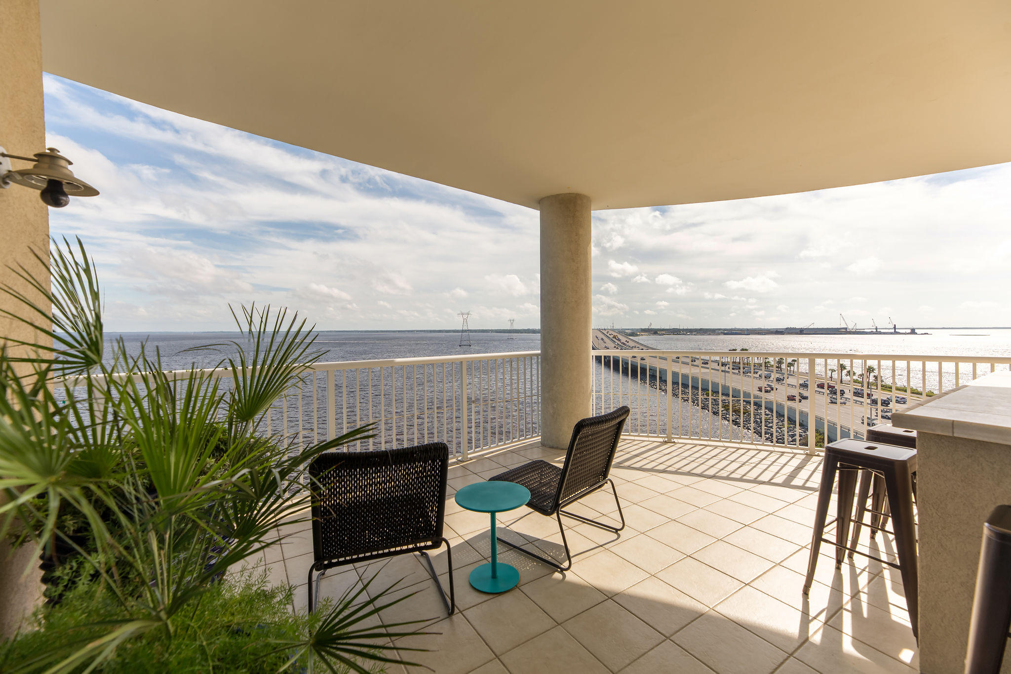 MARINA LANDING - Residential