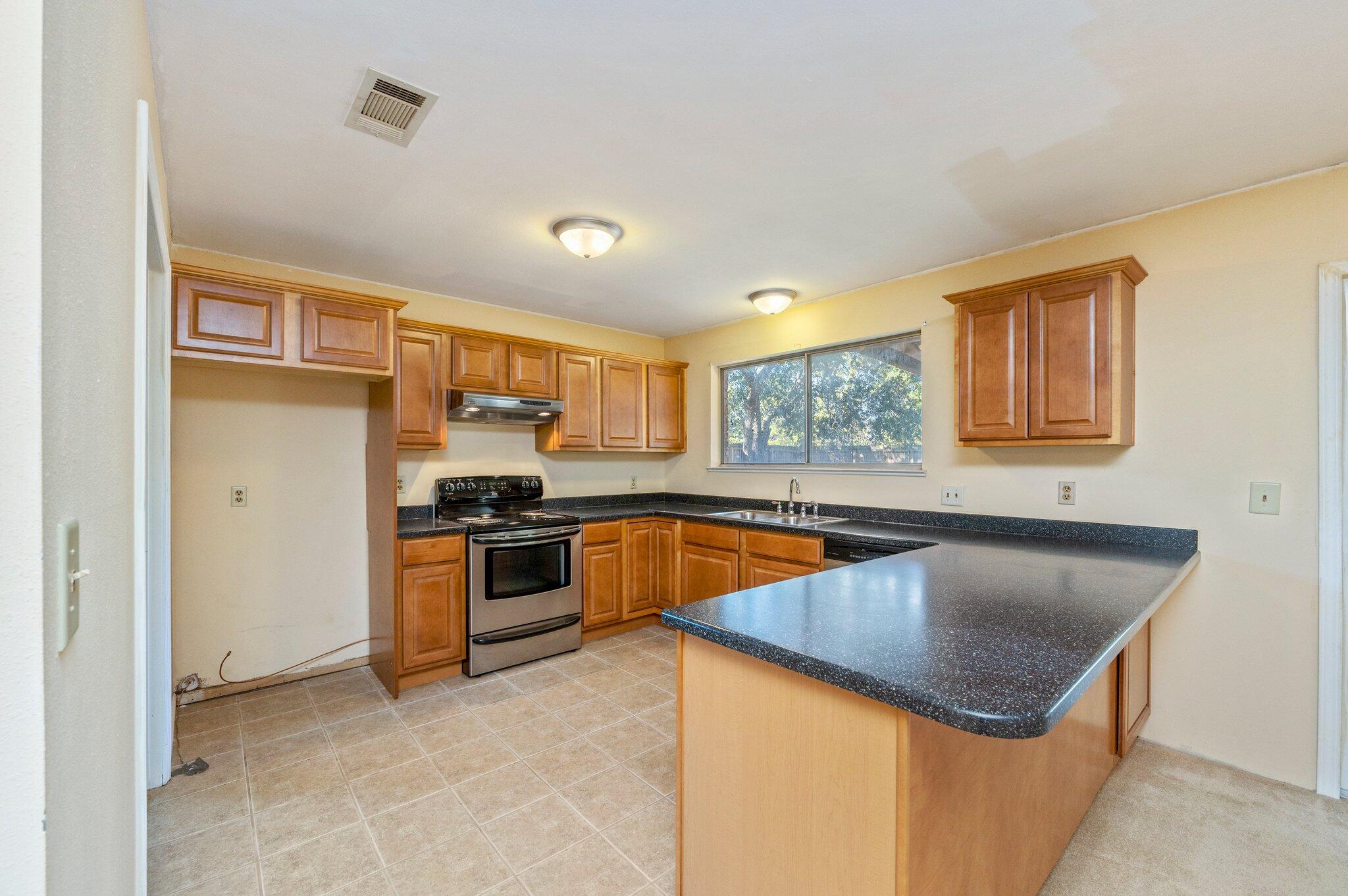 PALM ESTATES UNIT 3 - Residential