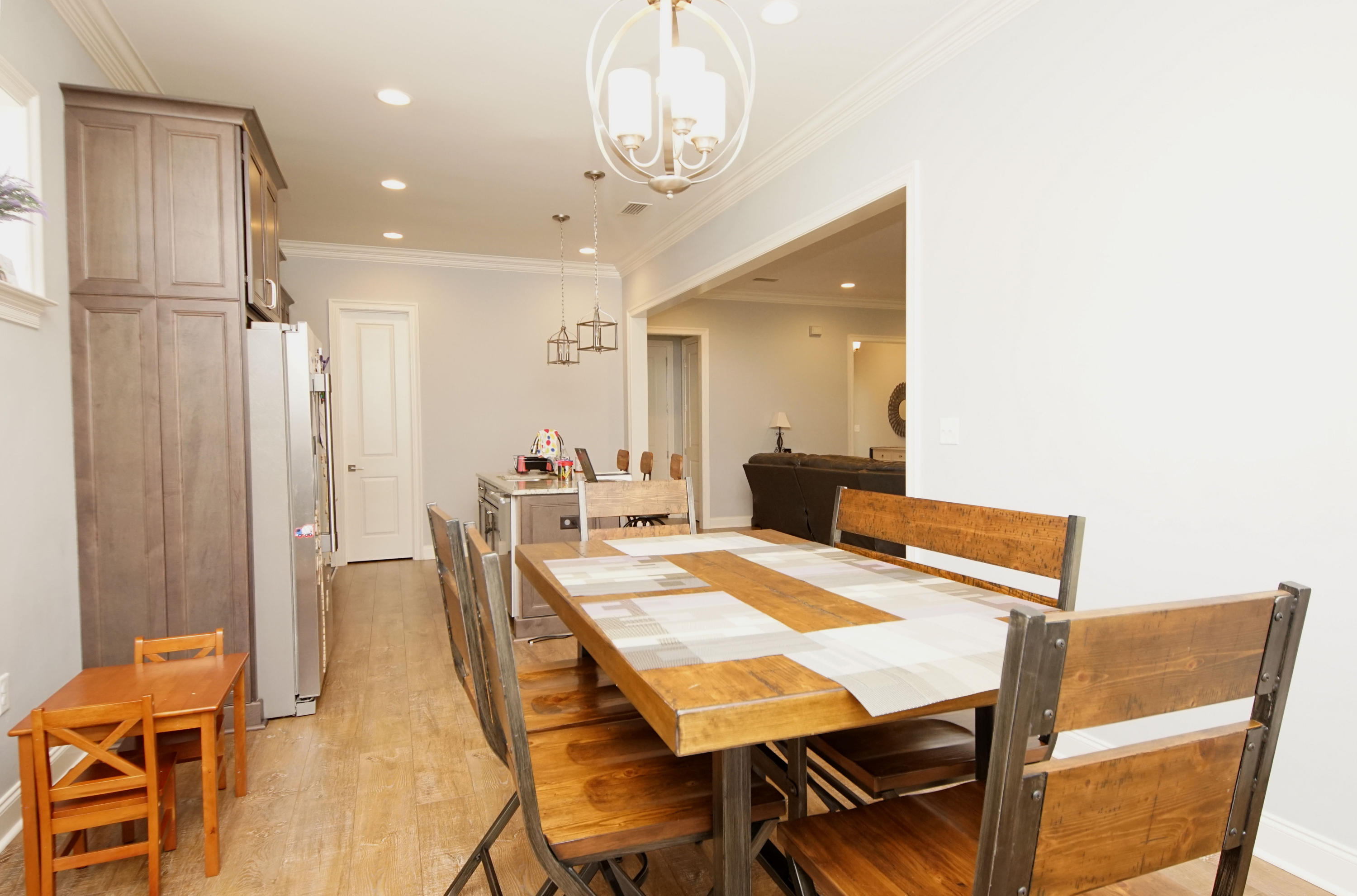 MAGNOLIA WOODS PHASE III - Residential Lease