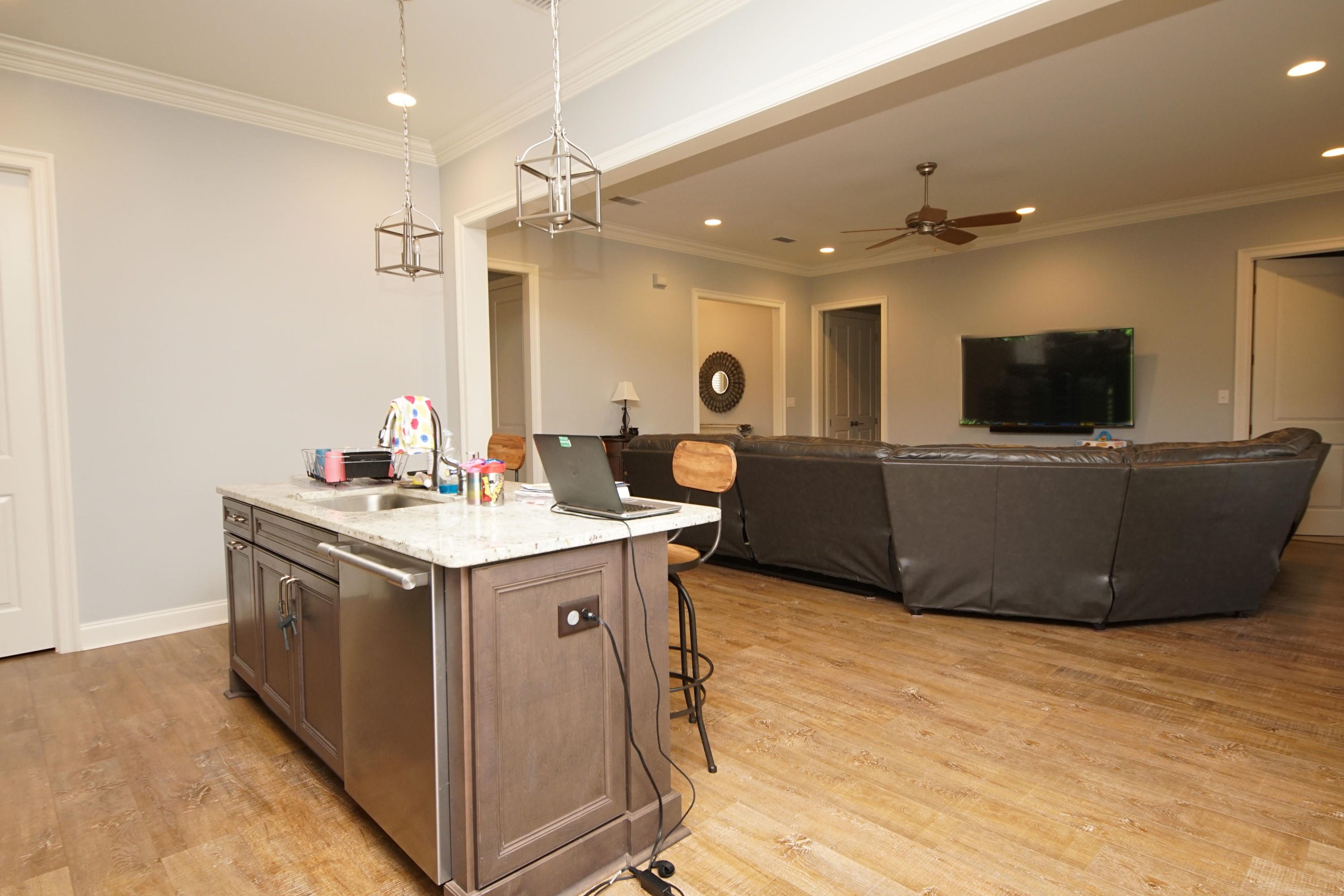 MAGNOLIA WOODS PHASE III - Residential Lease