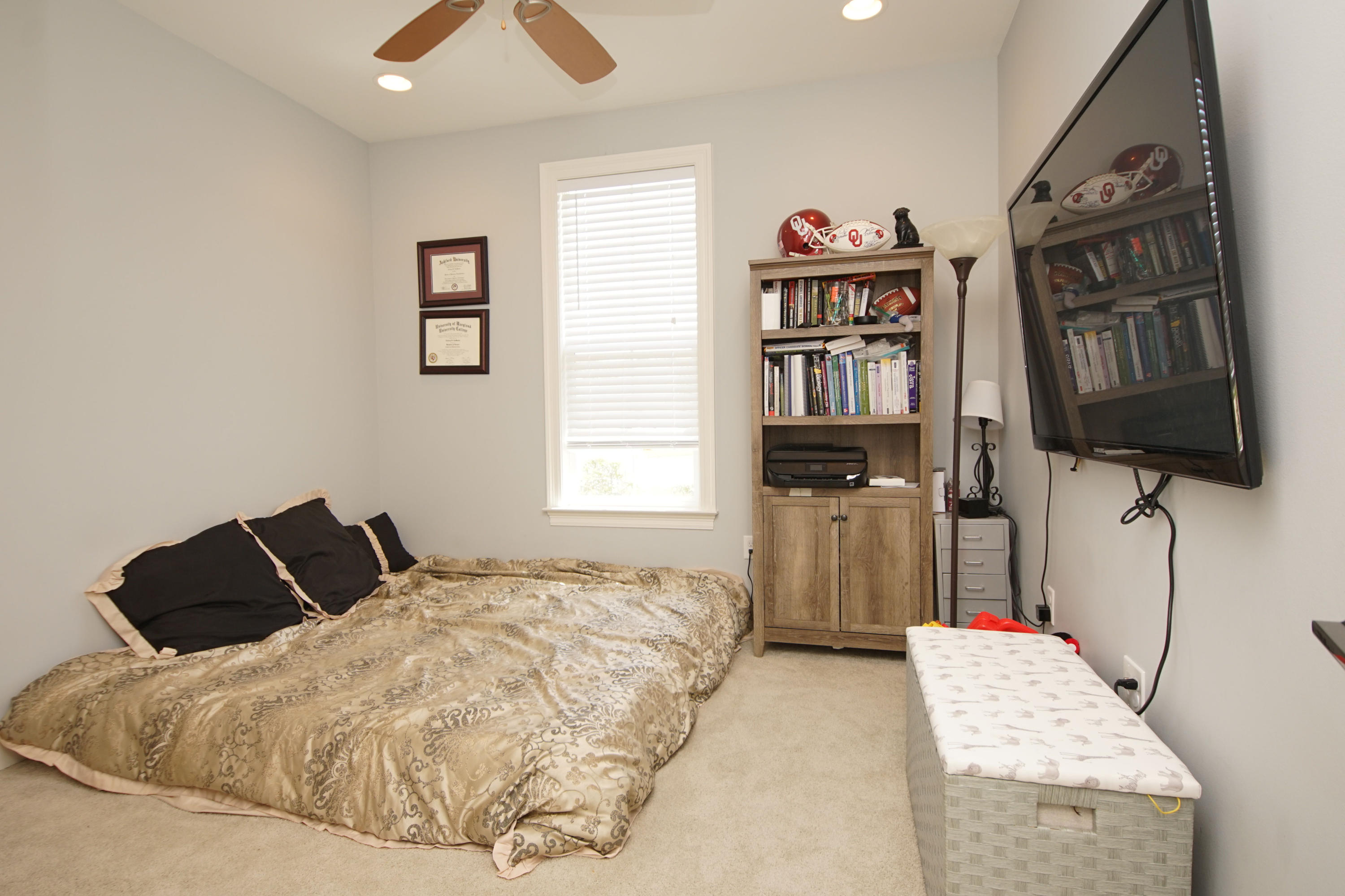 MAGNOLIA WOODS PHASE III - Residential Lease