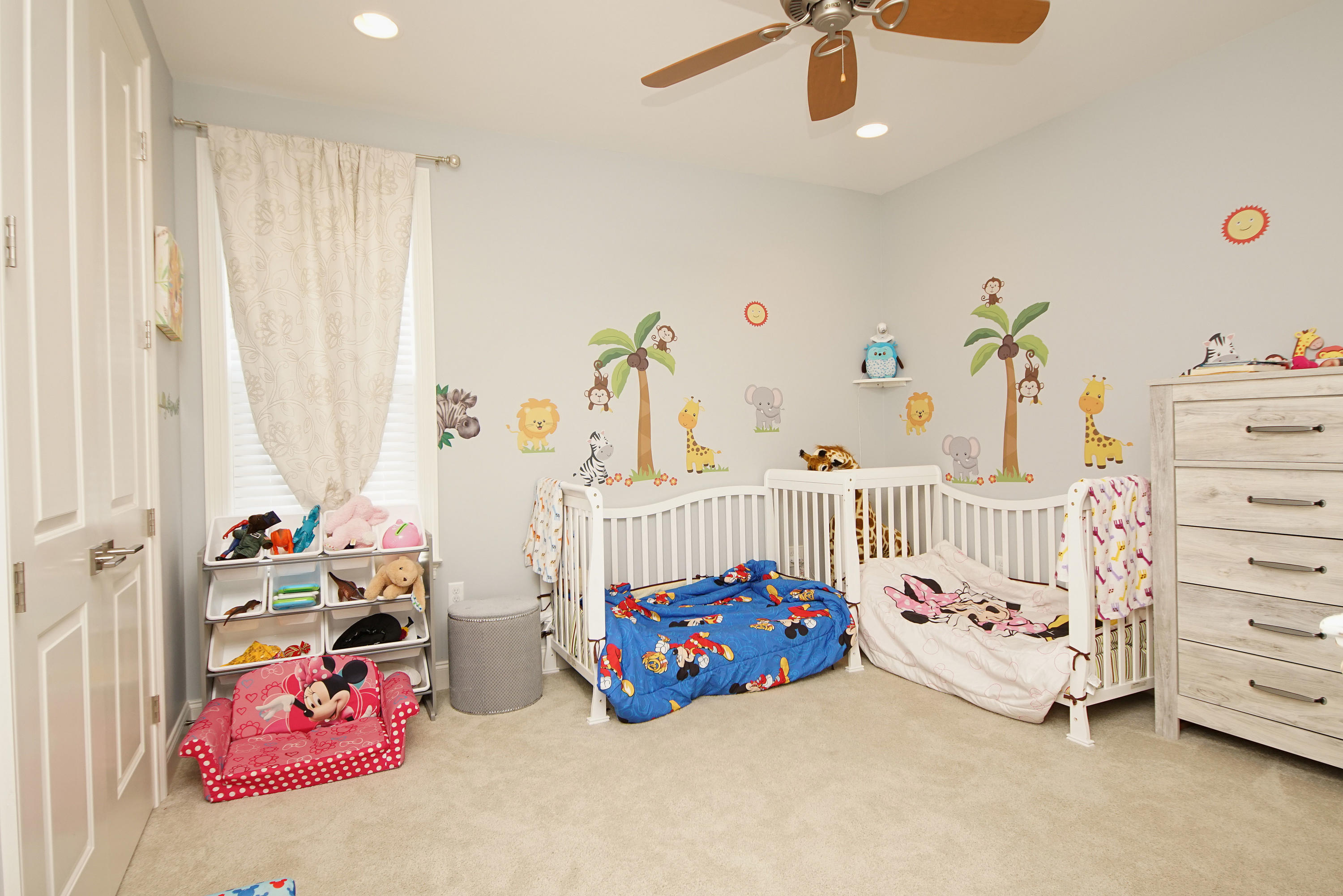 MAGNOLIA WOODS PHASE III - Residential Lease