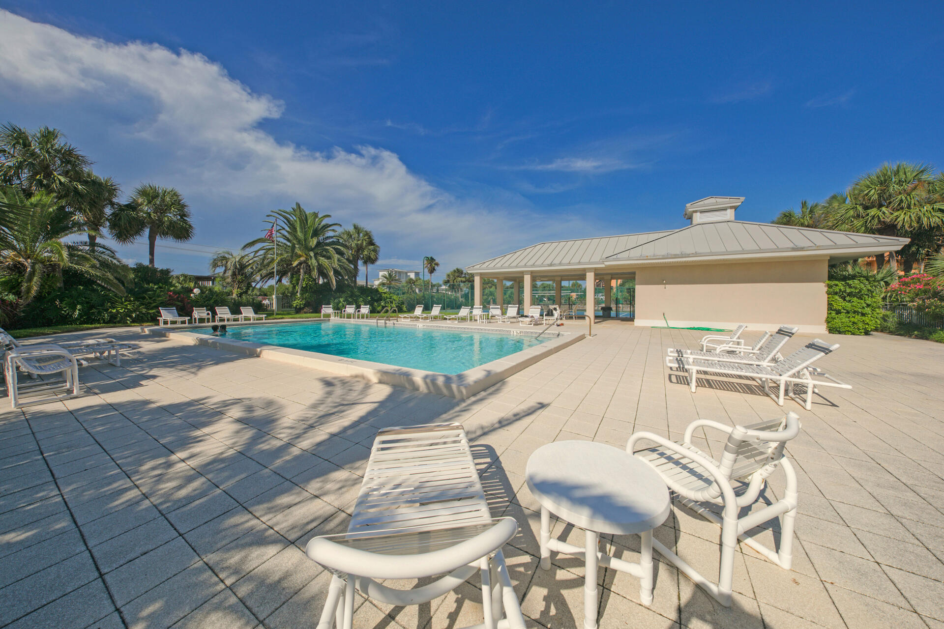 GULFSHORE CONDO - Residential