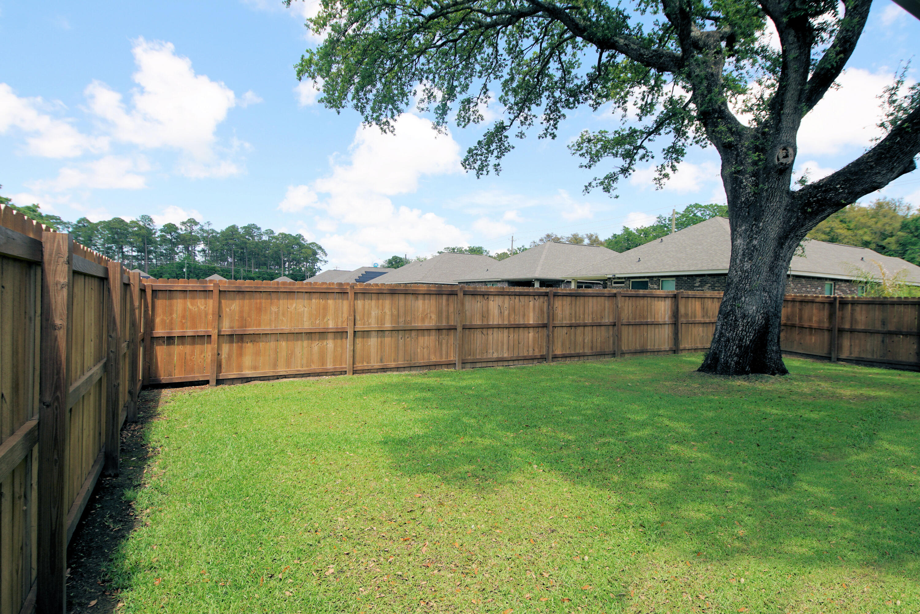 BRYNLEE CROSSING - Residential