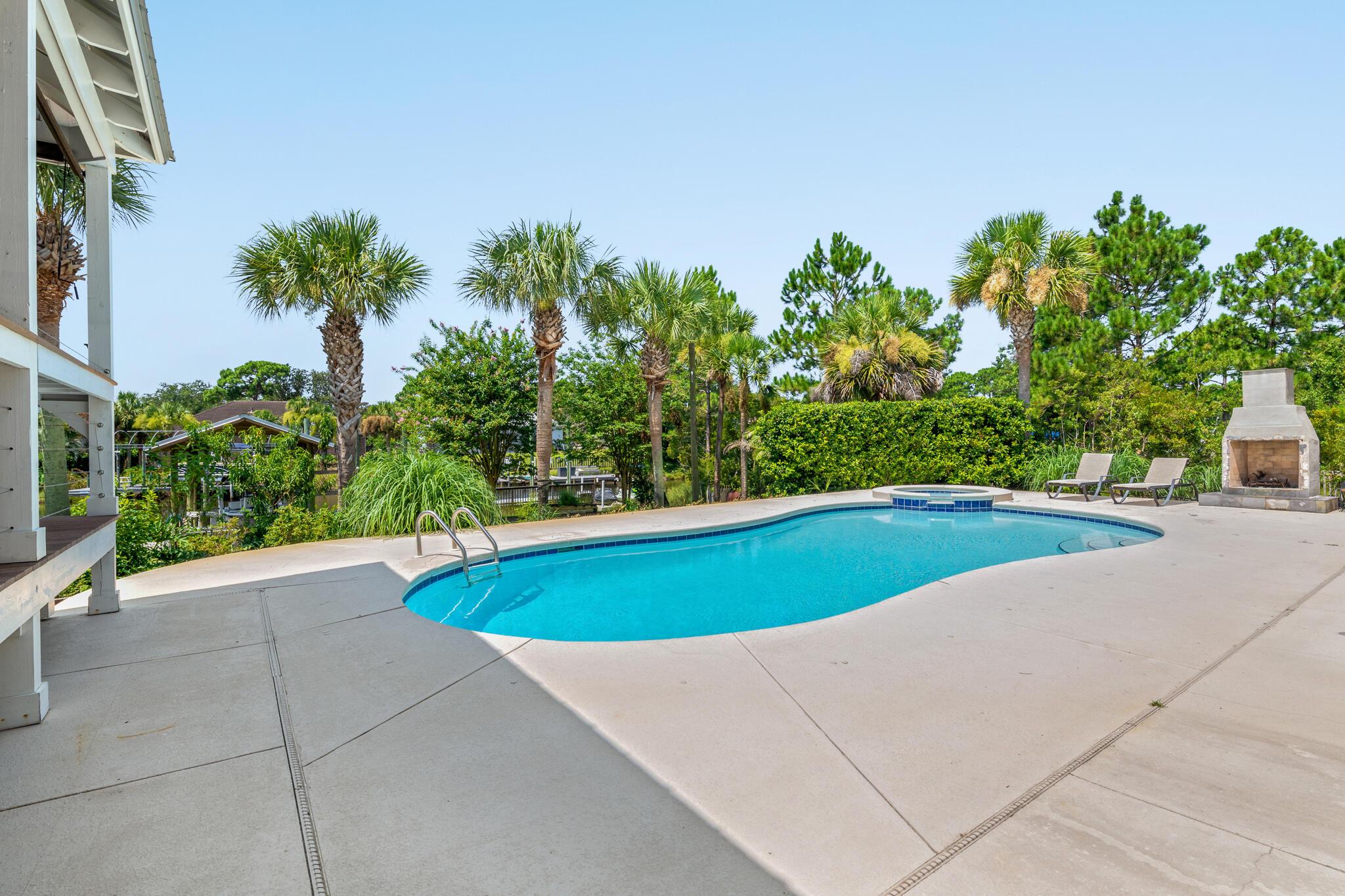 INDIAN CREEK S/D - Residential