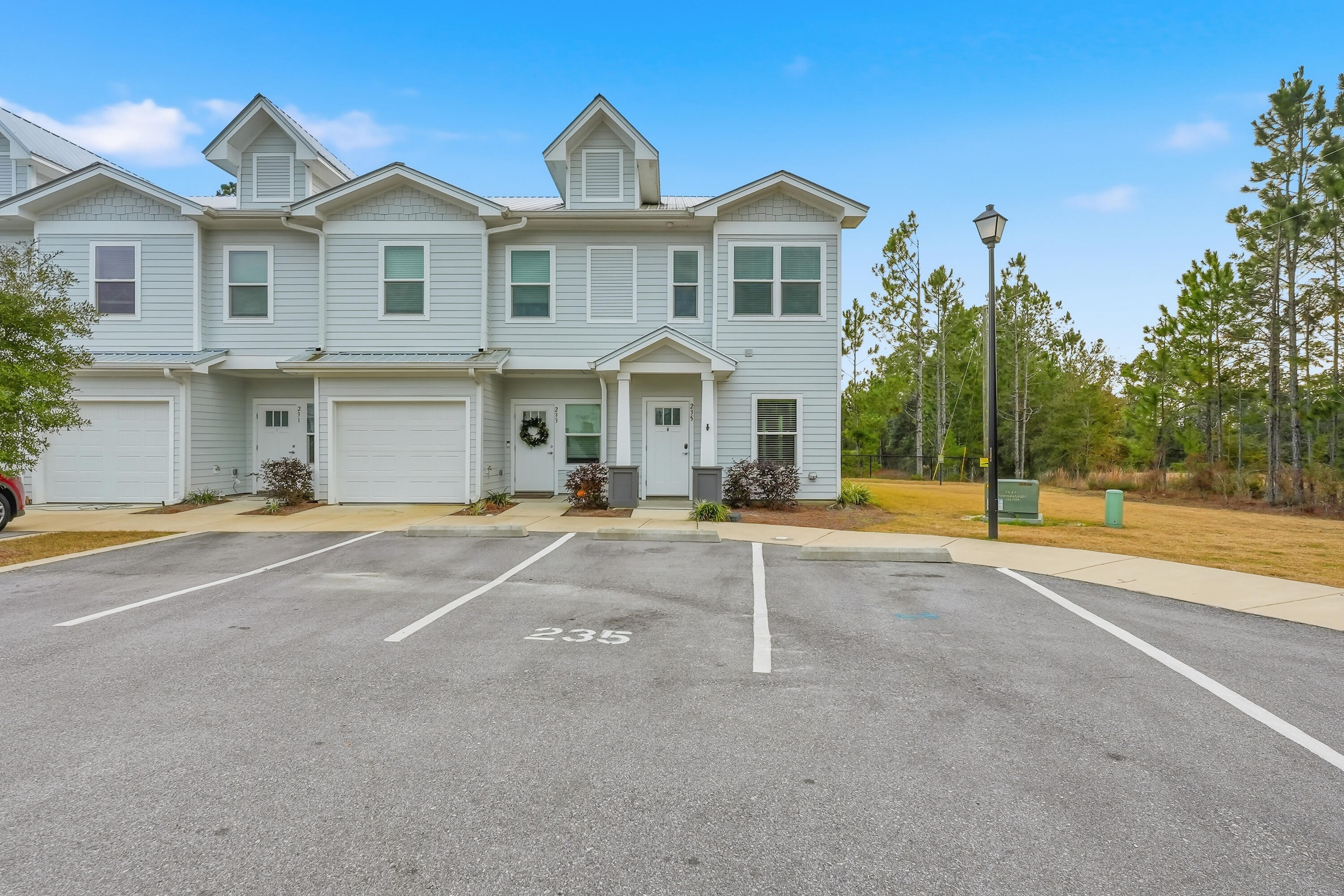 VERANDAS OF FREEPORT, THE - Residential Lease