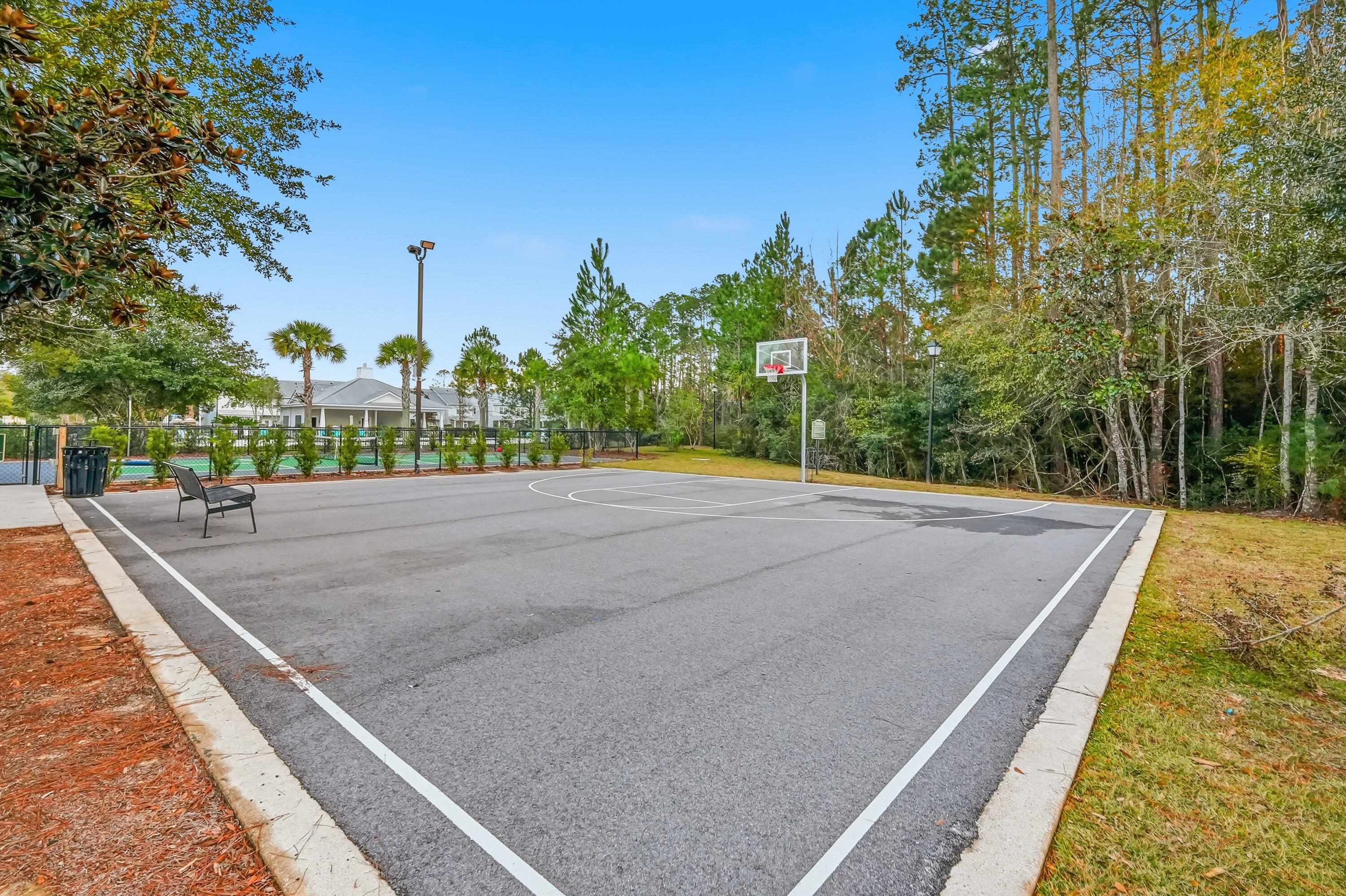 VERANDAS OF FREEPORT, THE - Residential Lease