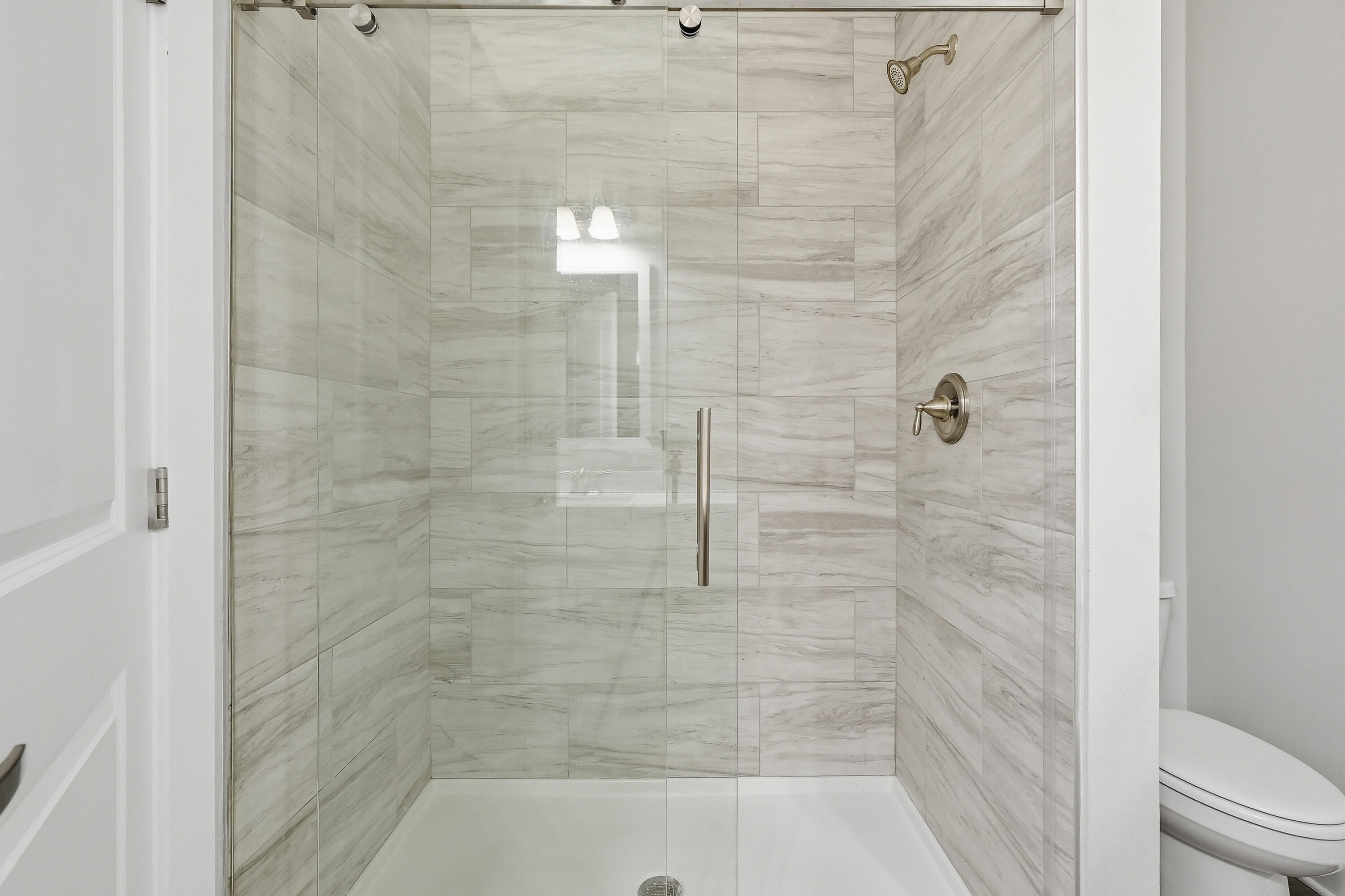 VERANDAS OF FREEPORT, THE - Residential Lease