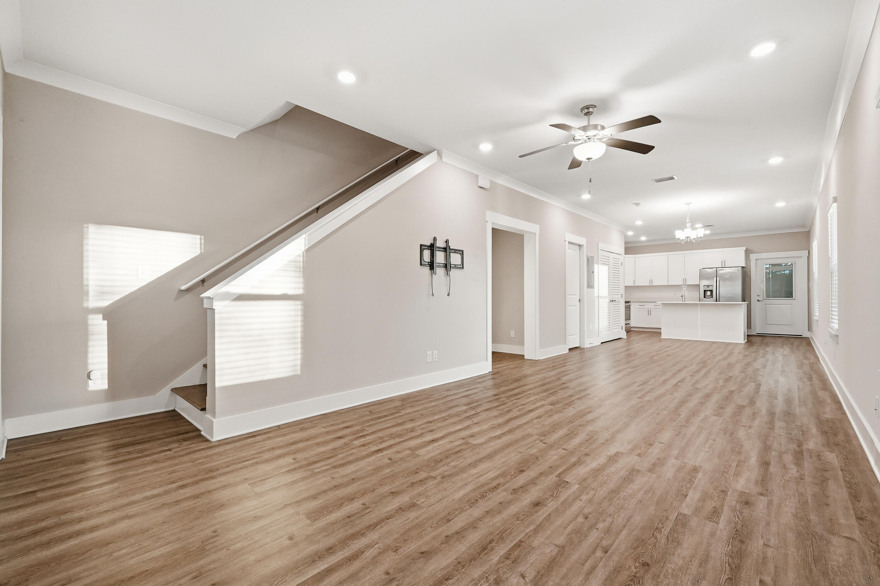 VERANDAS OF FREEPORT, THE - Residential Lease