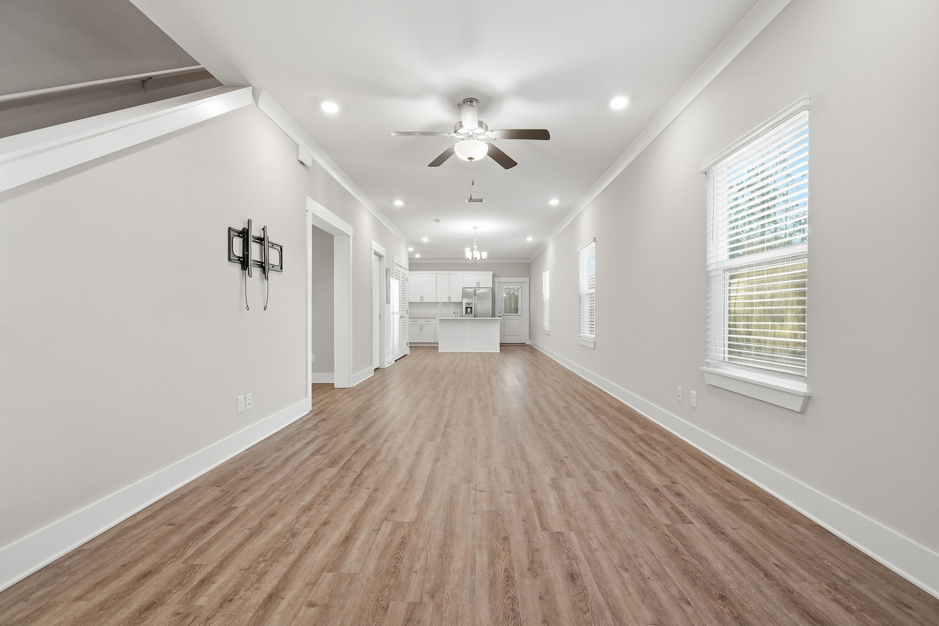 VERANDAS OF FREEPORT, THE - Residential Lease