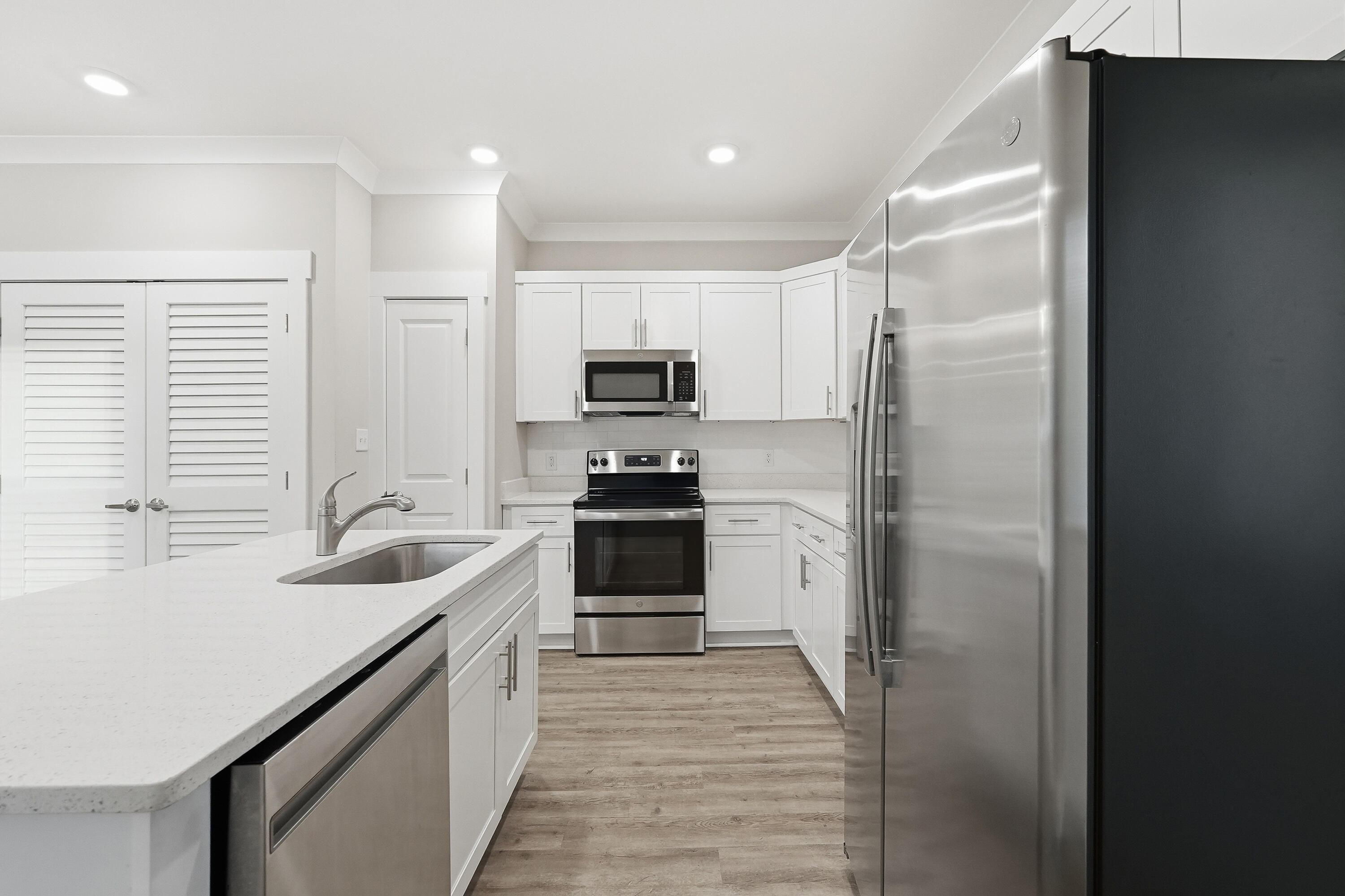 VERANDAS OF FREEPORT, THE - Residential Lease