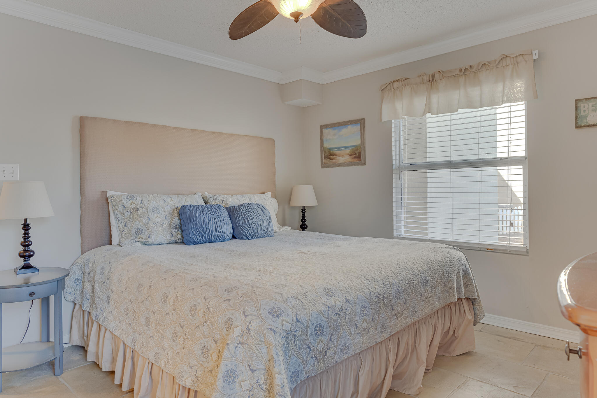 Maravilla - Residential