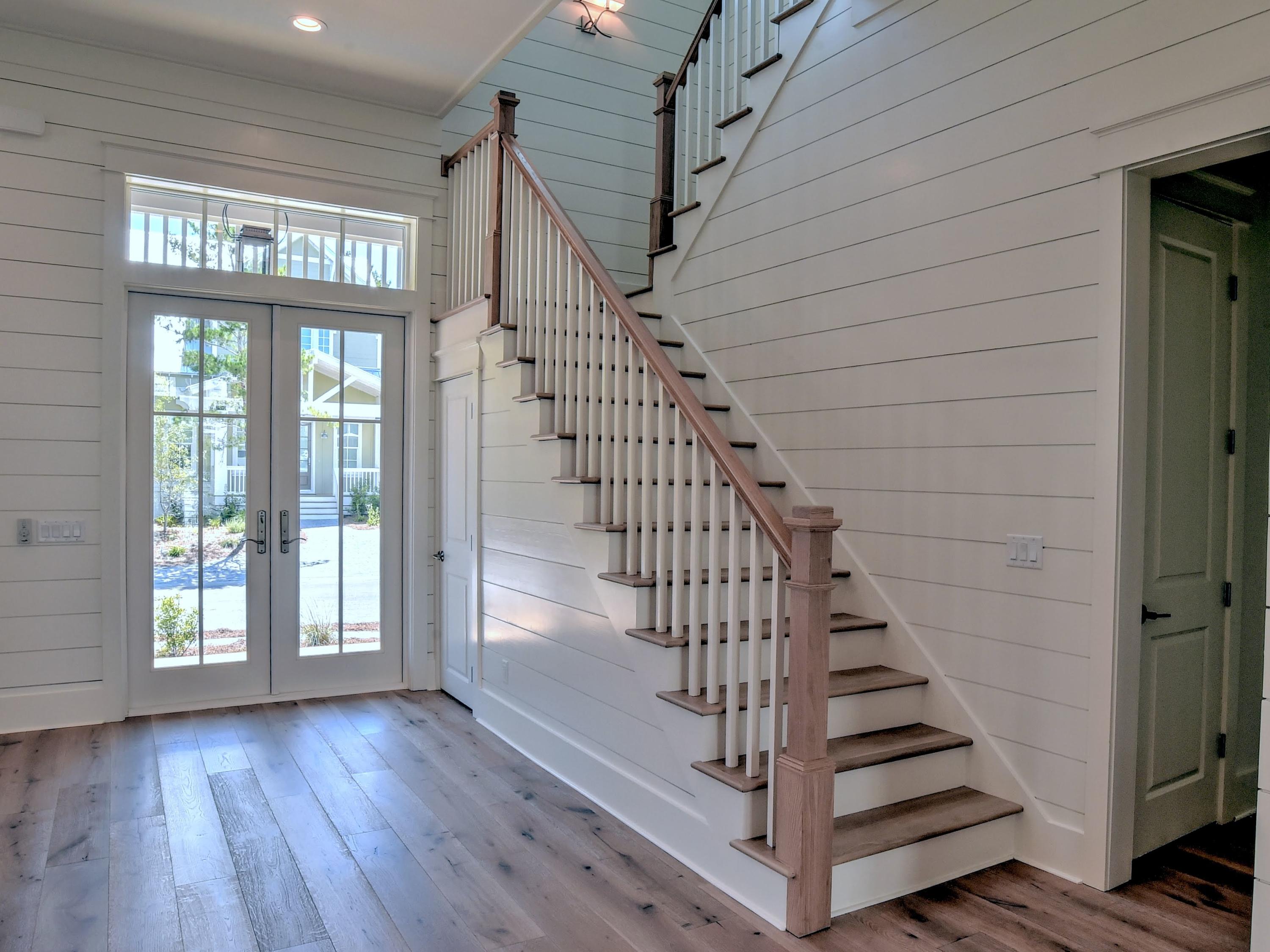 LAKESIDE AT BLUE MOUNTAIN BEACH - Residential