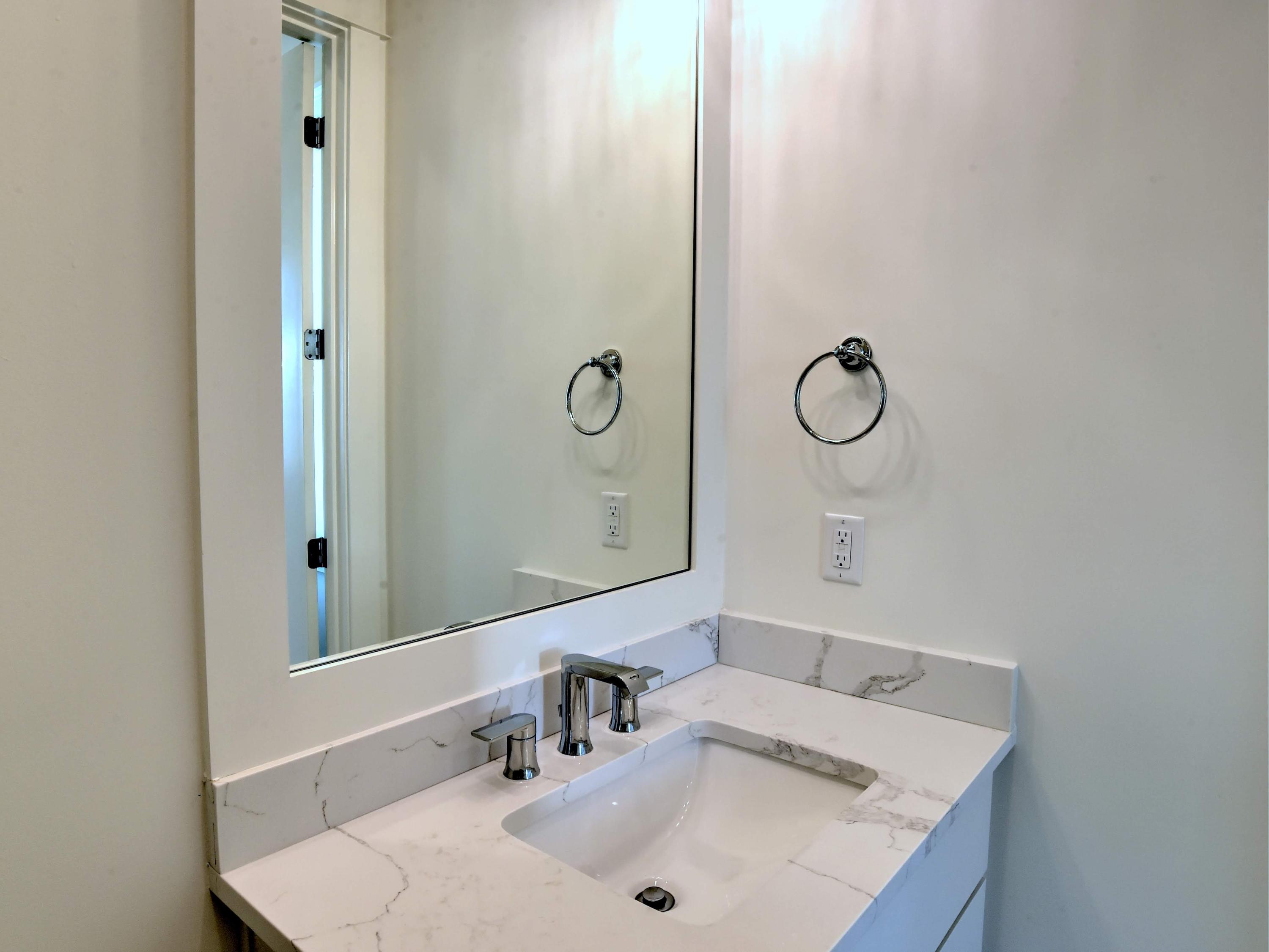 LAKESIDE AT BLUE MOUNTAIN BEACH - Residential