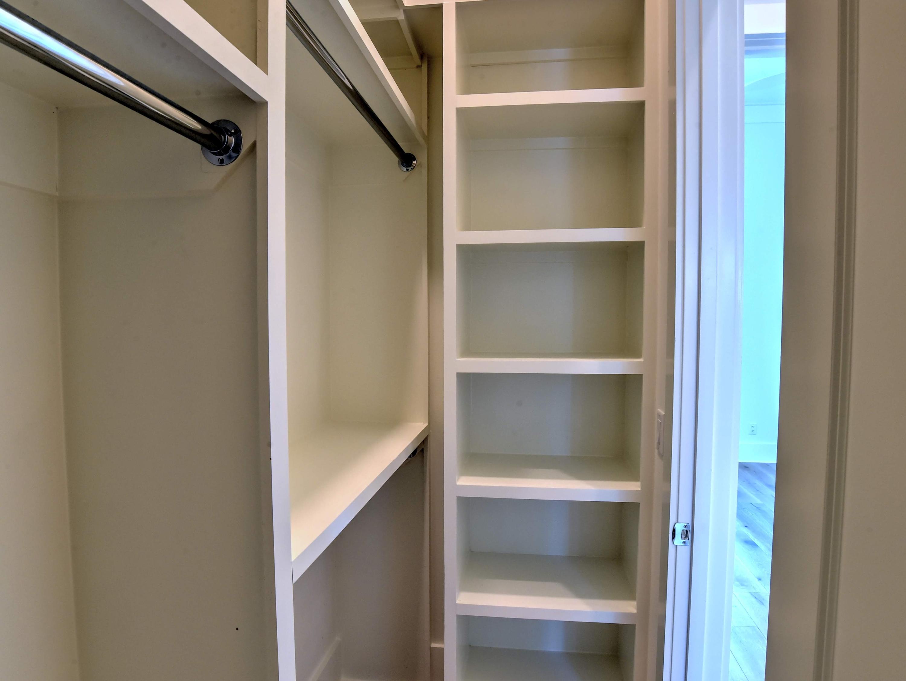 LAKESIDE AT BLUE MOUNTAIN BEACH - Residential