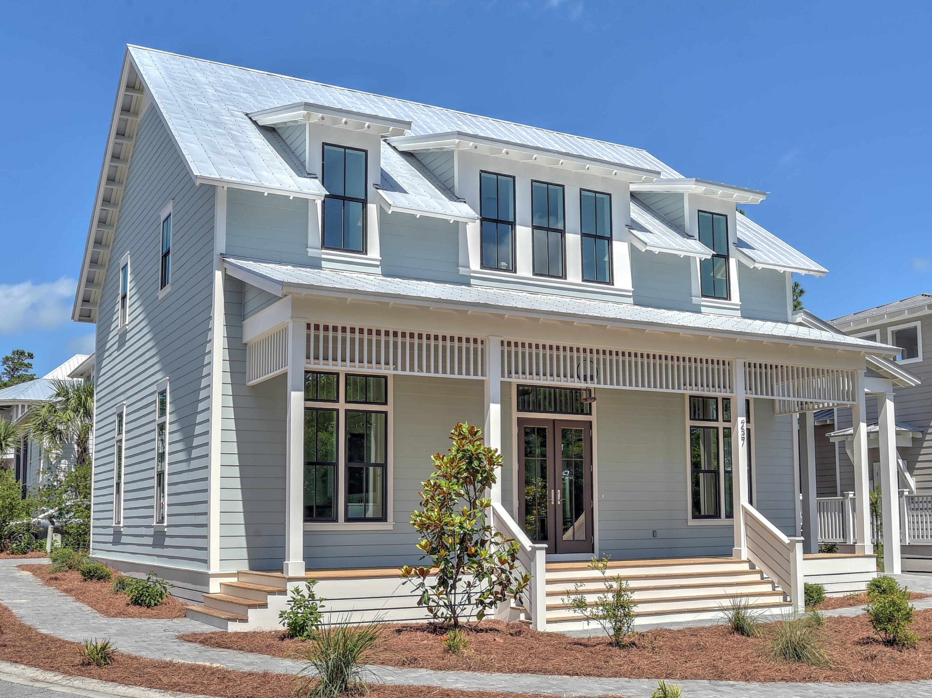 LAKESIDE AT BLUE MOUNTAIN BEACH - Residential