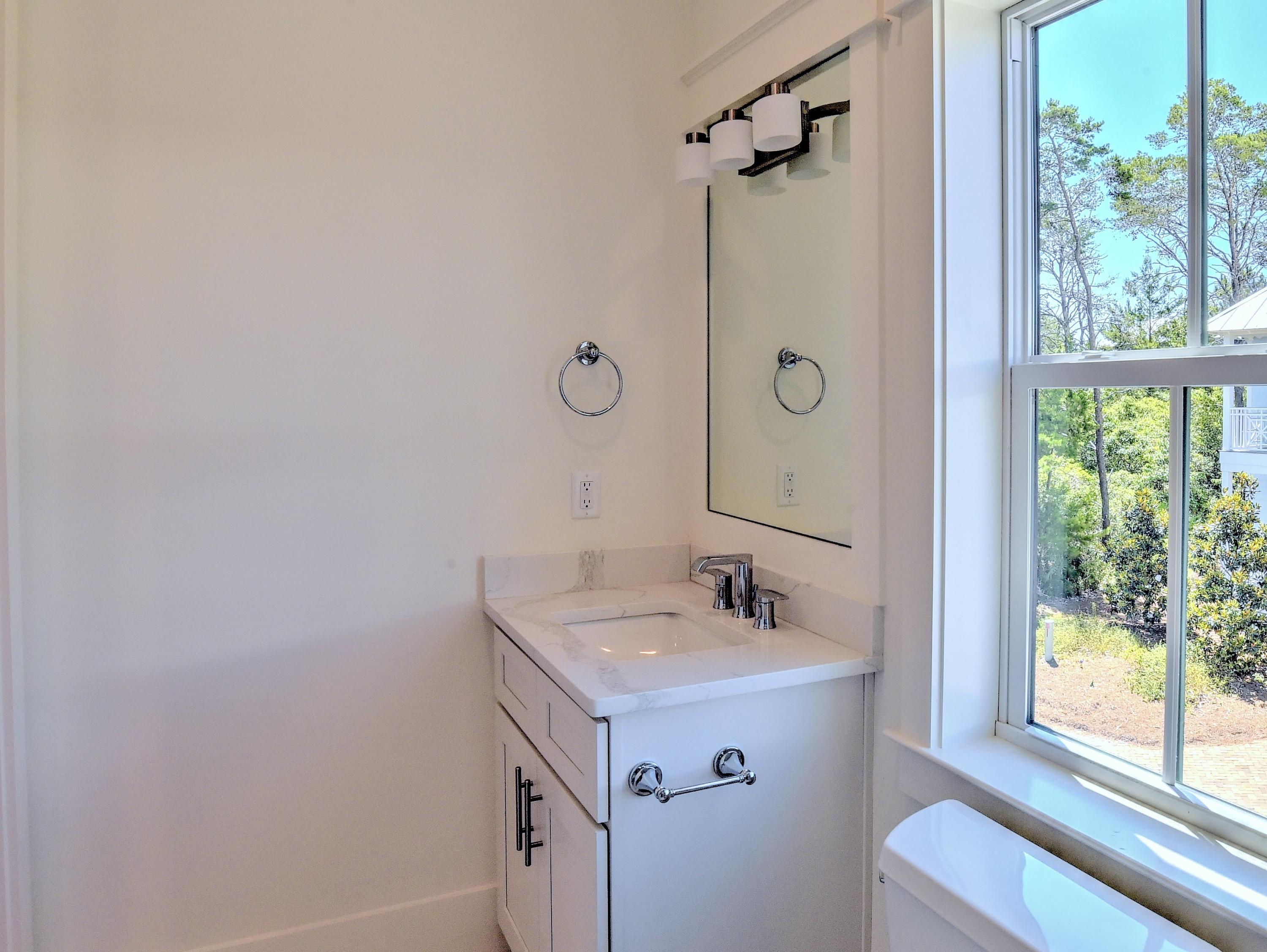 LAKESIDE AT BLUE MOUNTAIN BEACH - Residential