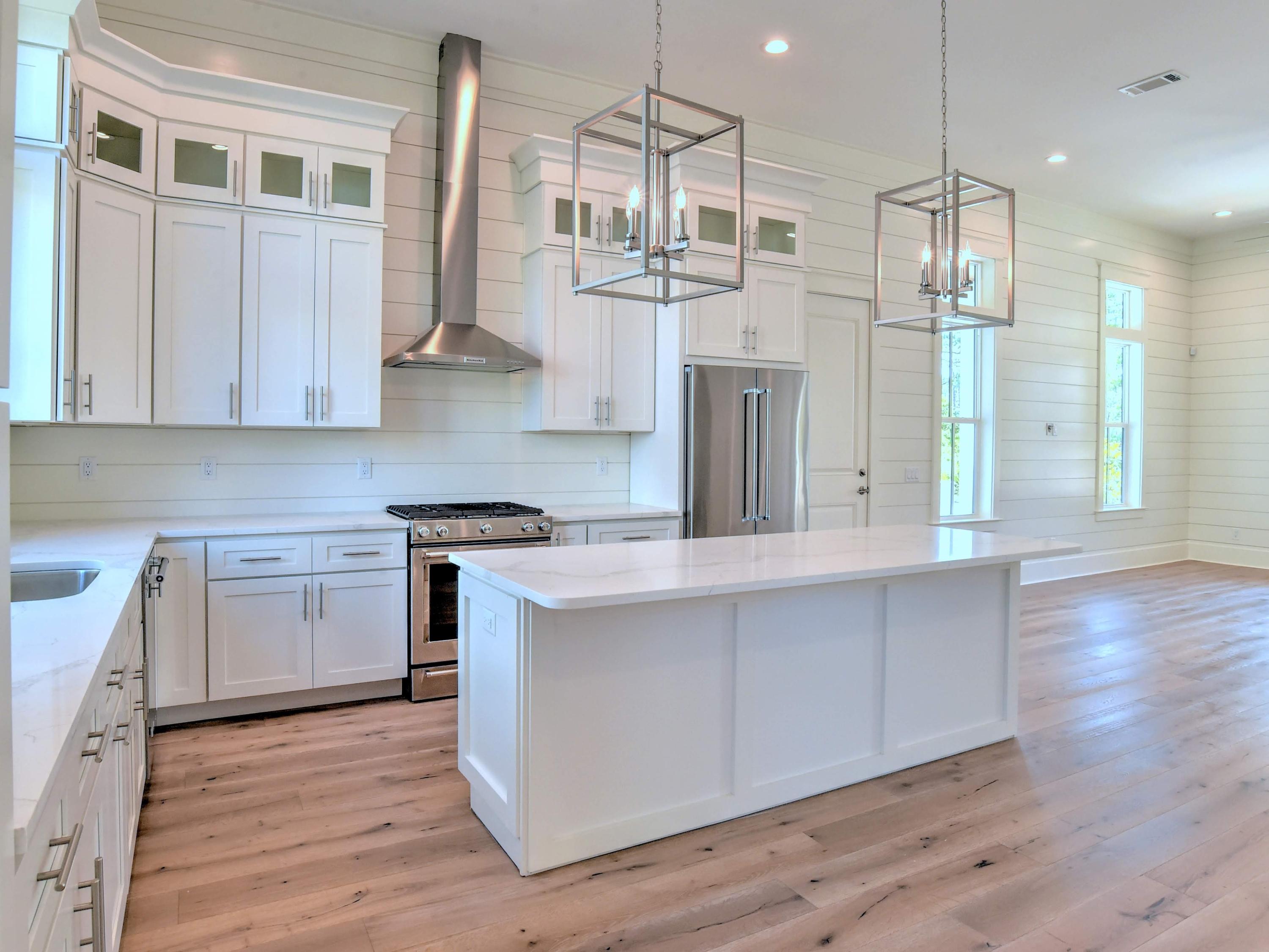 LAKESIDE AT BLUE MOUNTAIN BEACH - Residential